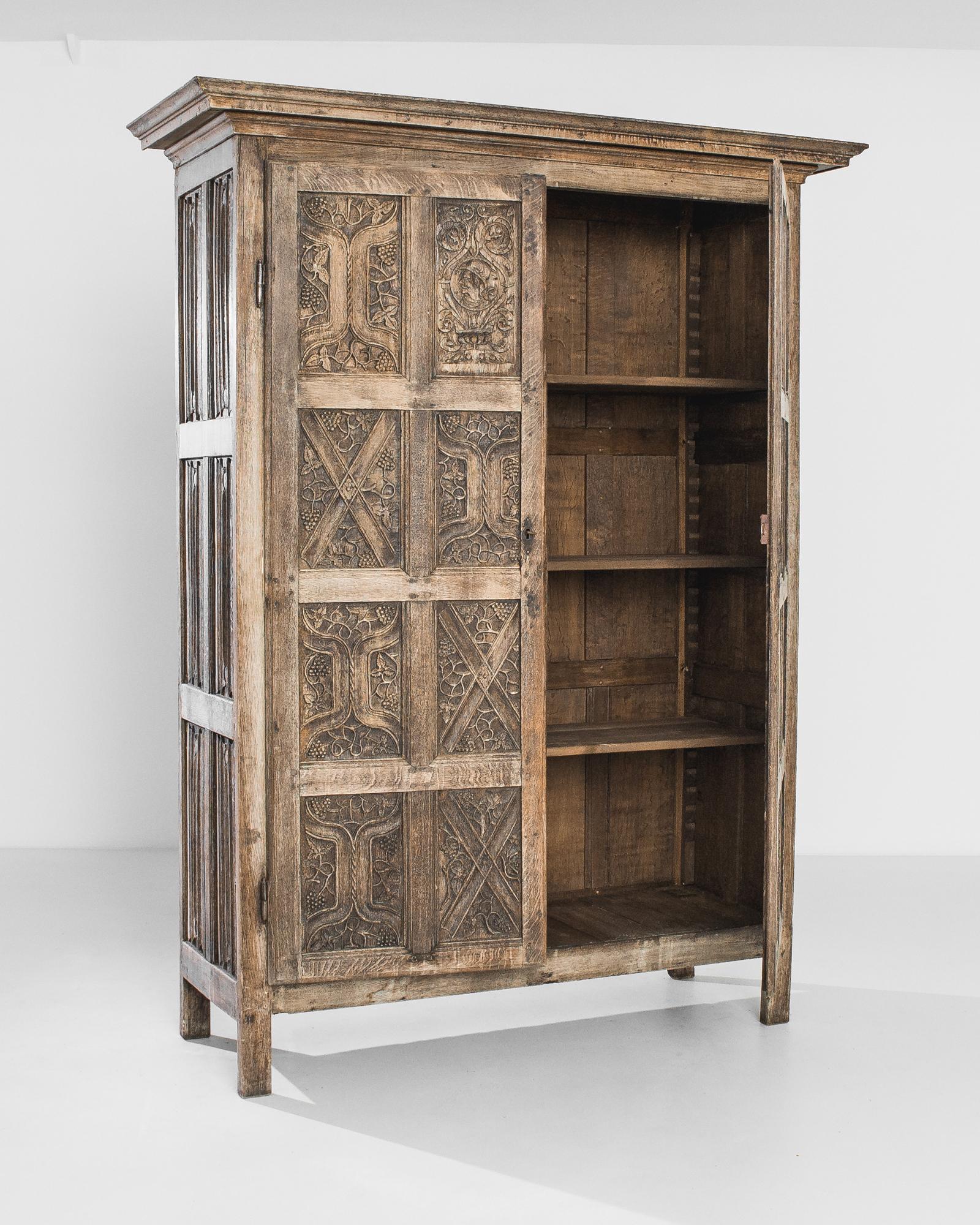 1860s French Oak Cabinet with Carved Vine Panels 3