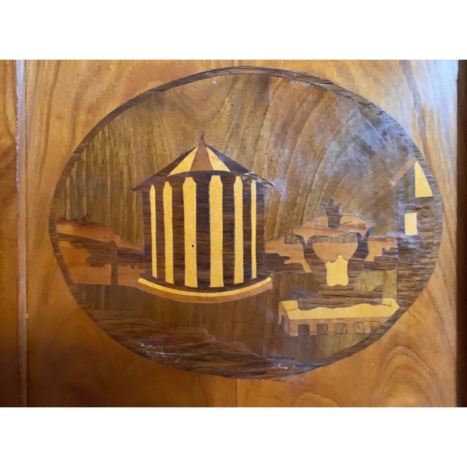Armario italiano estilo Biedermeier de 1860 en Bueno estado para la venta en Sarasota, FL
