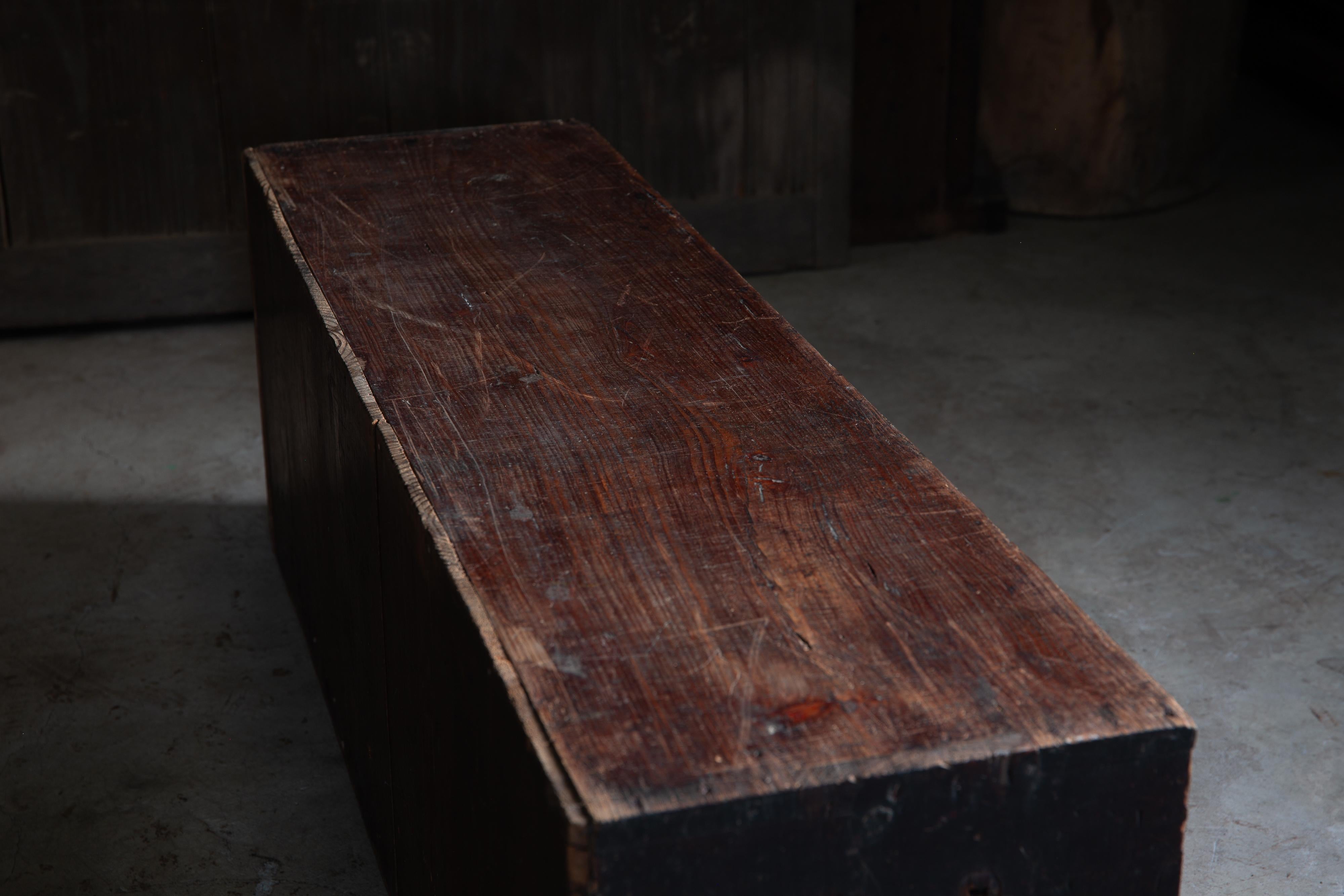 1860er japanische antike Tansu Medizin Kommode & Schwert Lagerung wabi sabi im Angebot 6