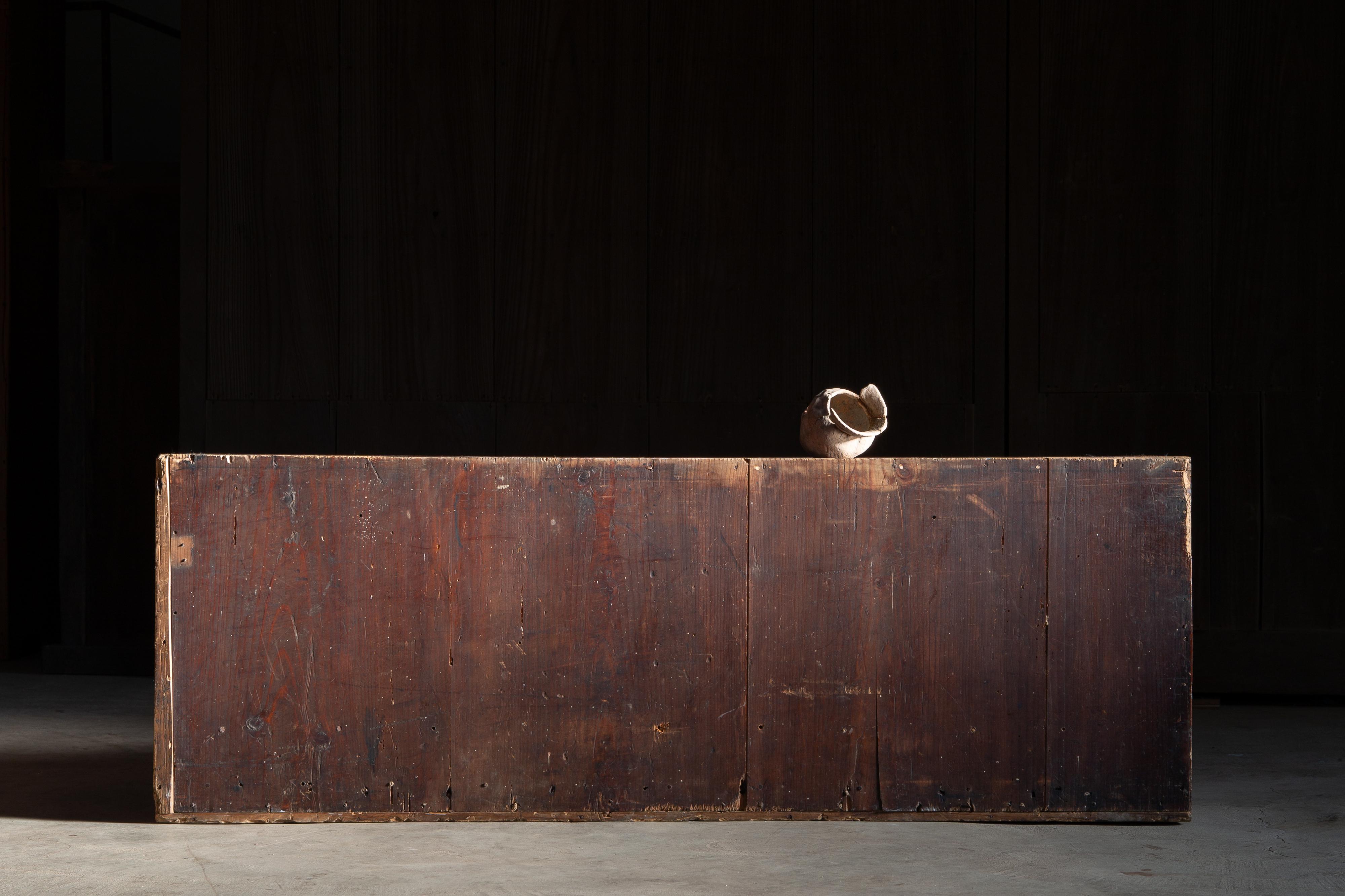 1860er japanische antike Tansu Medizin Kommode & Schwert Lagerung wabi sabi im Angebot 13