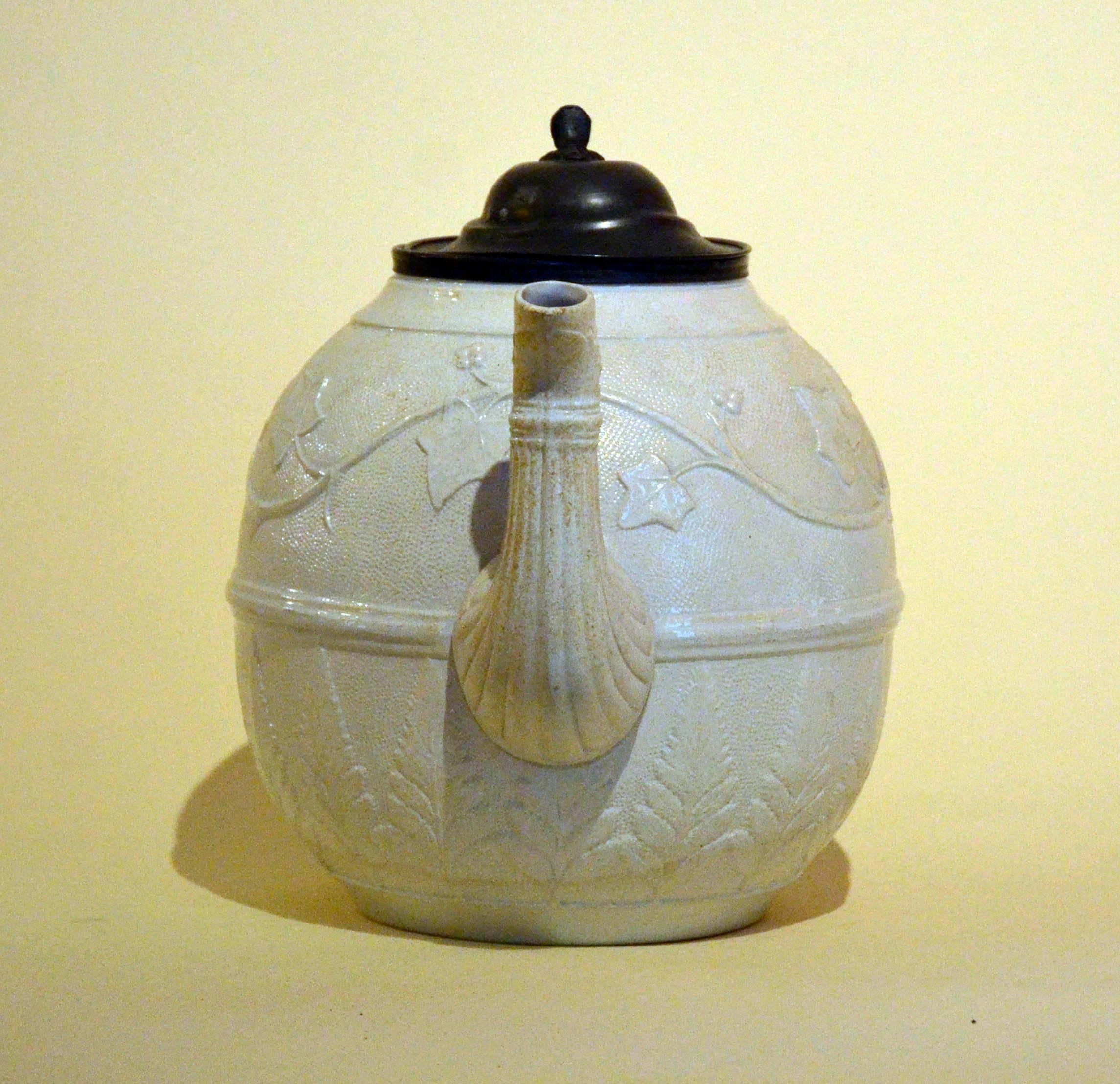 Mid-19th Century 1860s Very Large Victorian Salt Glazed White Ironstone Teapot with Ivy Relief For Sale
