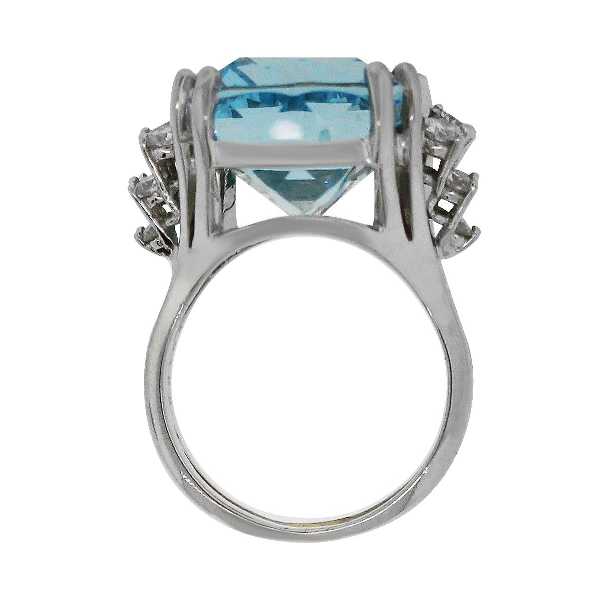 Material: 14k White Gold
Gemstone Details: Approximately 18.16 aquamarine gemstone
Diamond Details: Approximately 0.70ctw round brilliant diamonds. Diamonds are G/H in color and SI in clarity.
Ring Size: 7
Total Weight: 10.8g (7.0dwt)
Measurements: