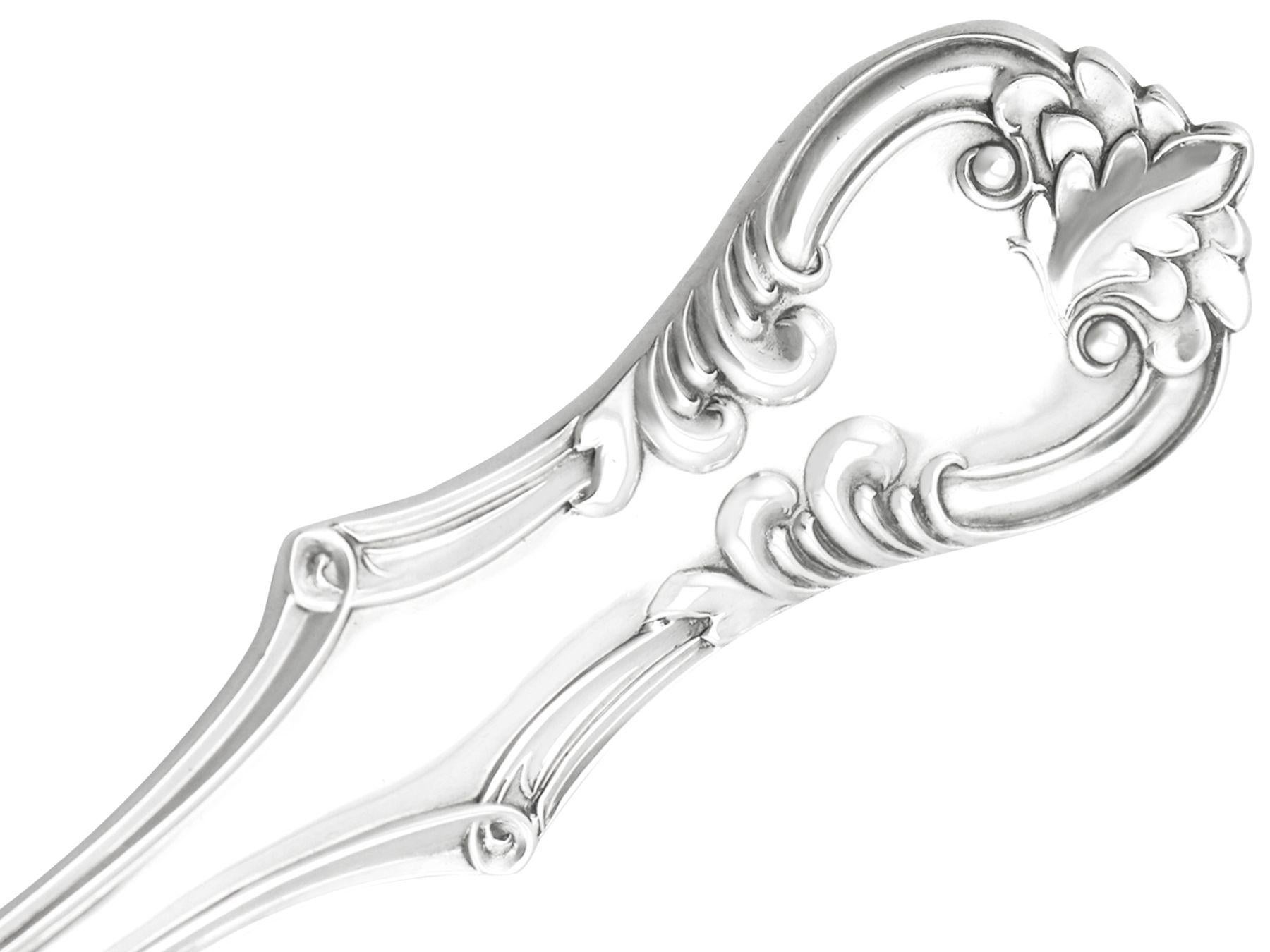 Mid-19th Century 1862 Antique Victoria Pattern Sterling Silver Gravy Spoon For Sale