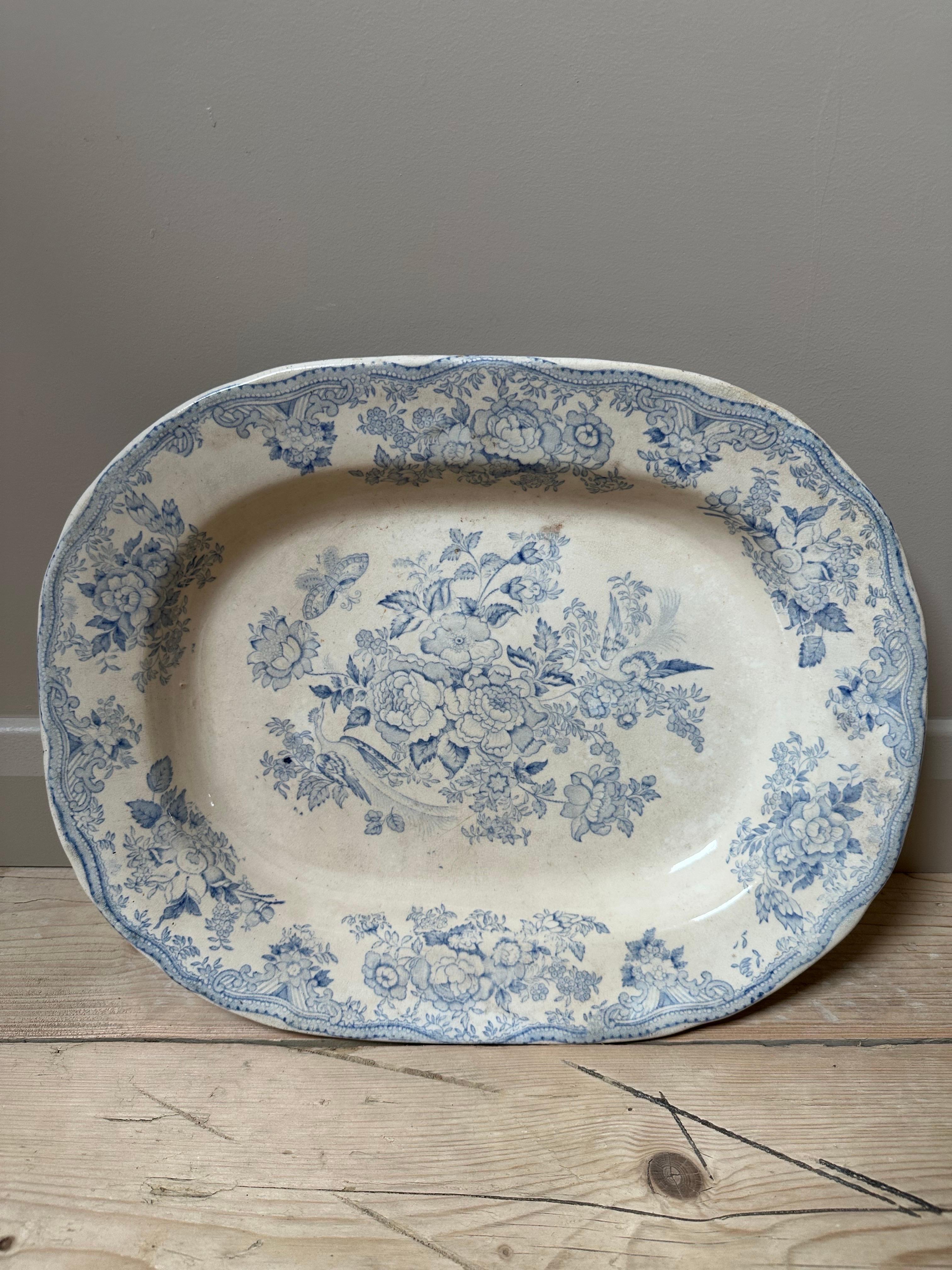 1862 Asiatischer Fasan Tiefes großes ovales Tablett, blau-weiß handbemalt im Zustand „Relativ gut“ im Angebot in Worcester Park, GB