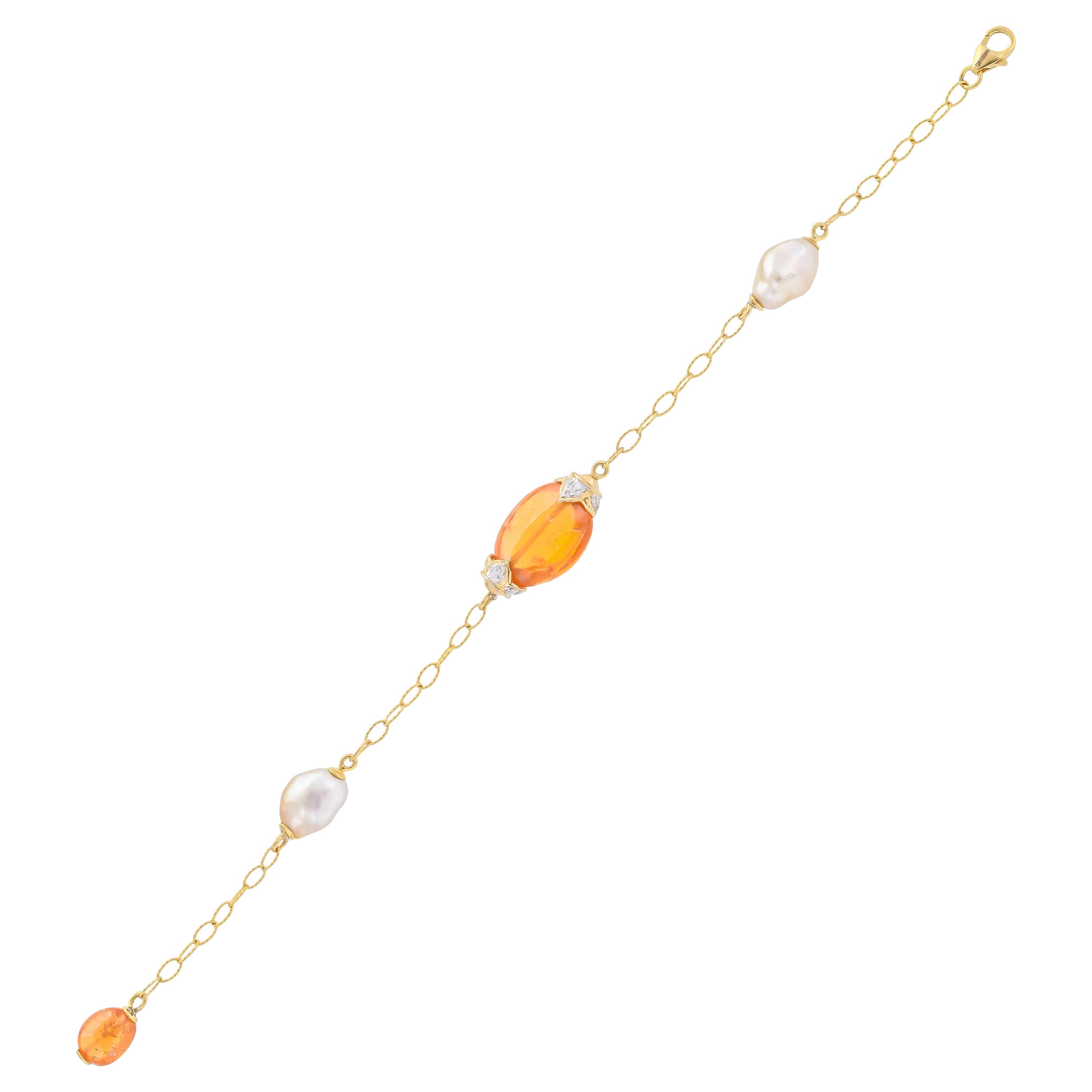 18.63 Carat Mandarin Garnet South Sea Pearl 18 Karat Yellow Gold Bracelet For Sale