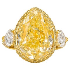 18.63 Carat  Pear Shape Fancy Light Yellow Diamond Ring in 18K Yellow Gold, EGL