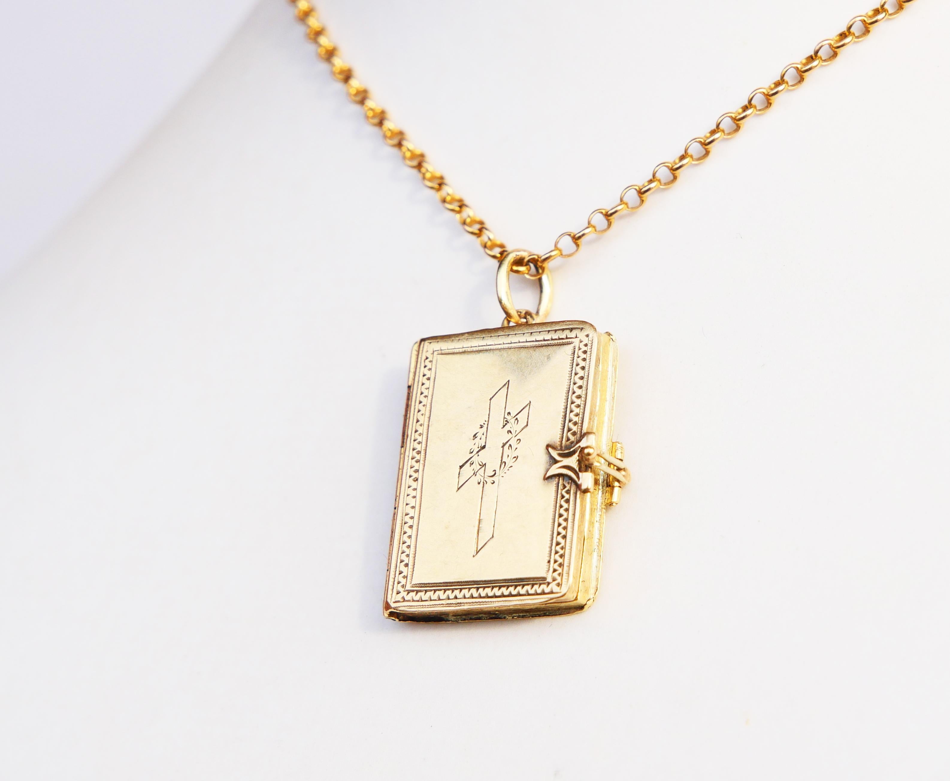 Women's or Men's 1864 Bible Book Locket Pendant solid 18K Gold  / 5.11  gr For Sale