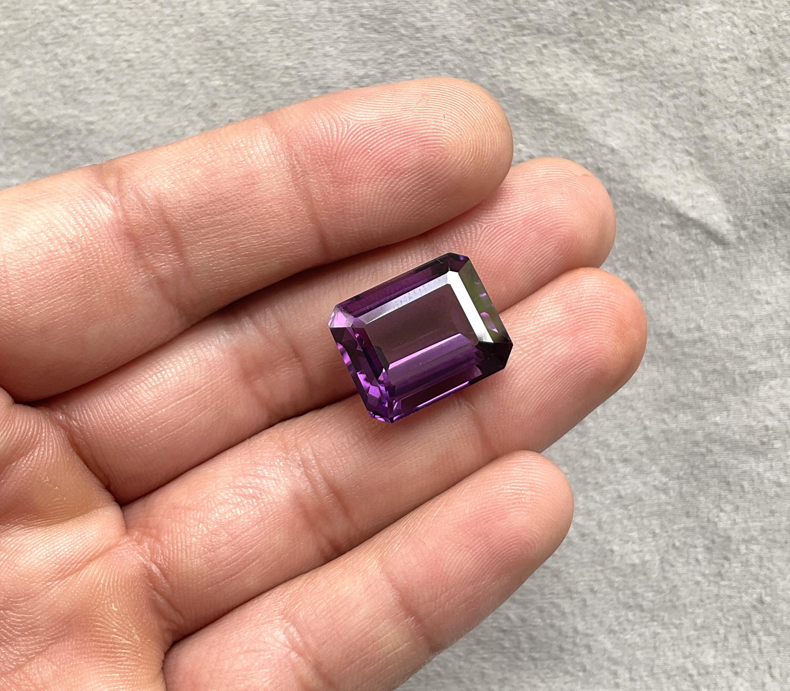 Women's or Men's 18.67 Carat Amethyst Top Quality Faceted Octagon Cut stone Gemstone For Jewelry  For Sale