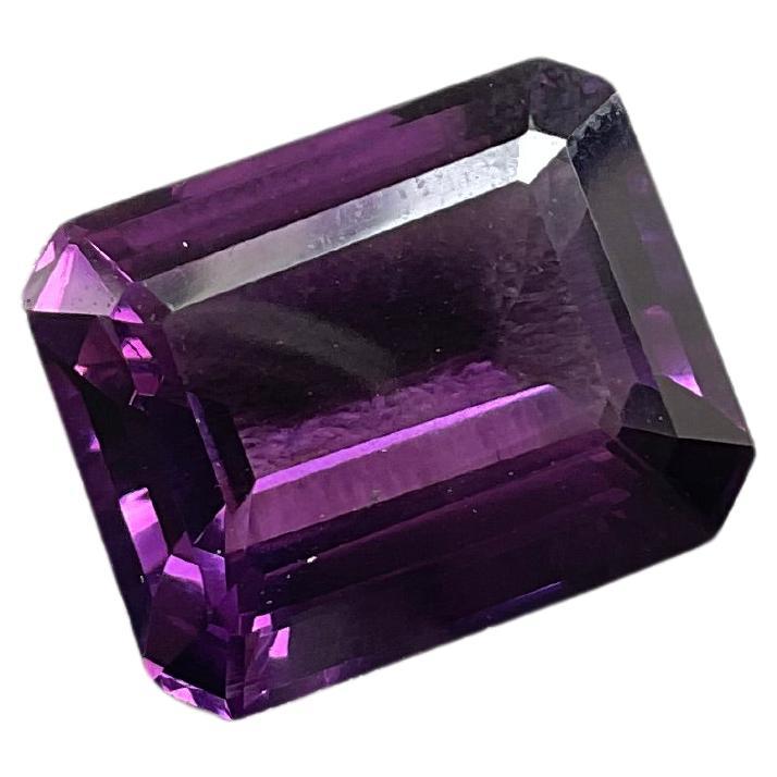 18.67 Carat Amethyst Top Quality Faceted Octagon Cut stone Gemstone For Jewelry  For Sale