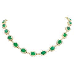Collier d'émeraudes et de diamants de 18,67 carats Bijoux de qualité