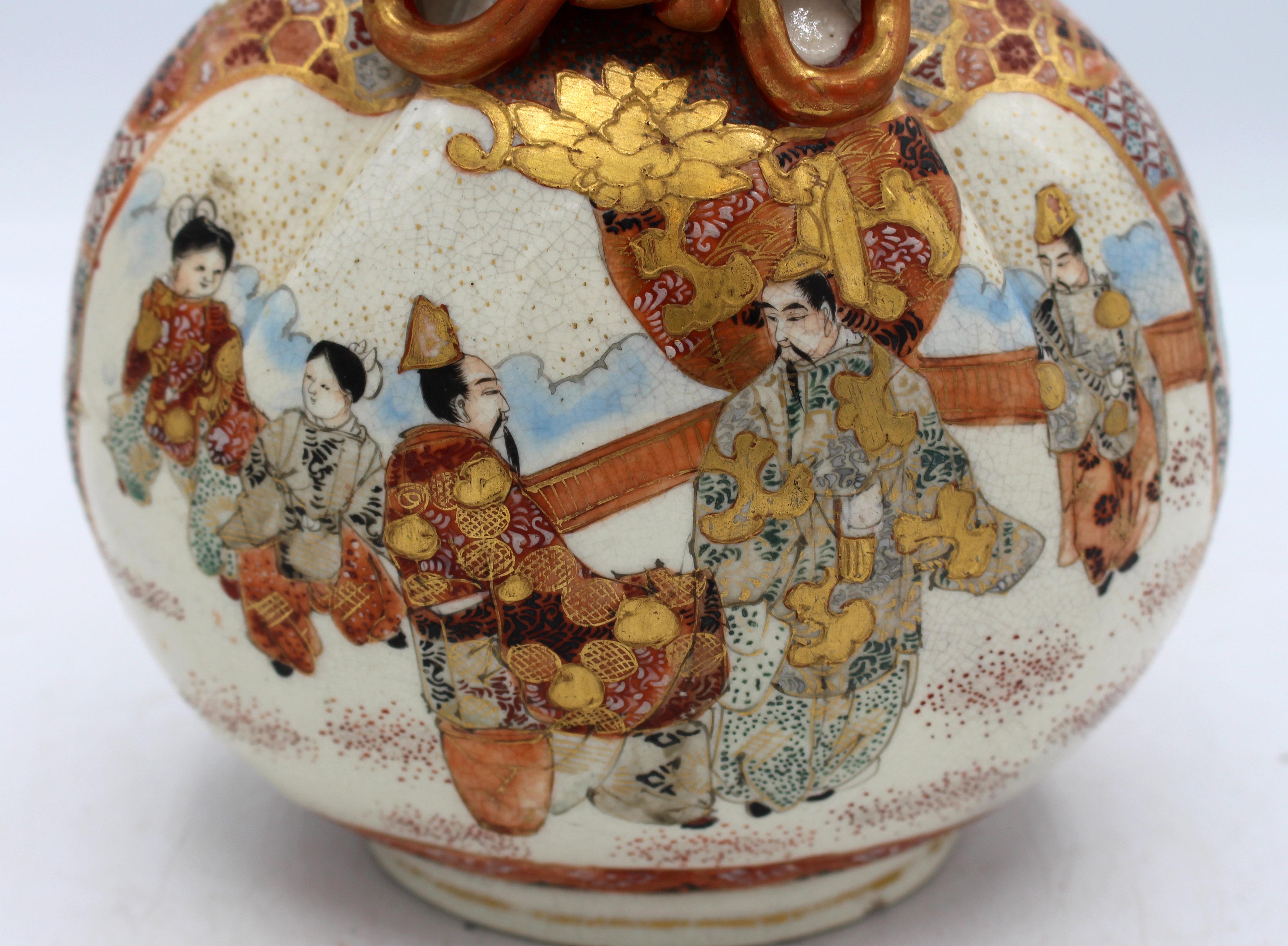Japonais Paire de vases Satsuma de Kyoto de la période Meiji 1868-1912 en vente