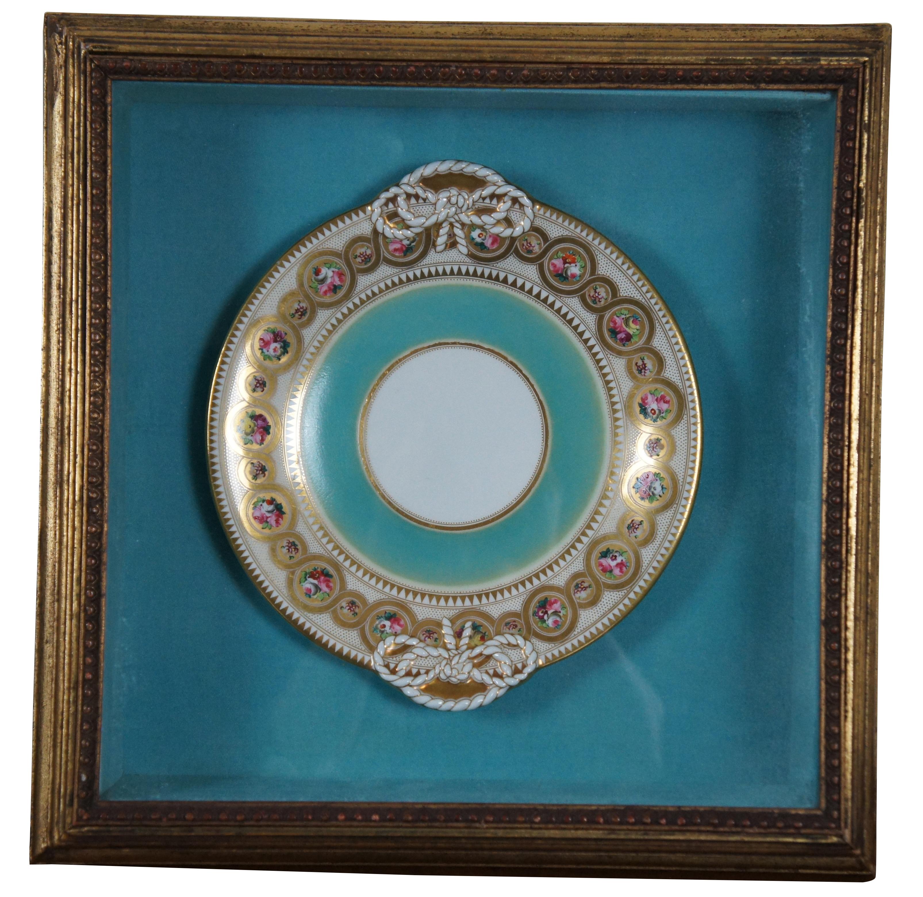 1868 Rare Antique Anglais Victorien Shadowbox Tasse à thé, soucoupe et assiette Set Bon état à Dayton, OH