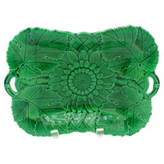 1868 Wedgwood Green Sunflower Sweetmeat Dish