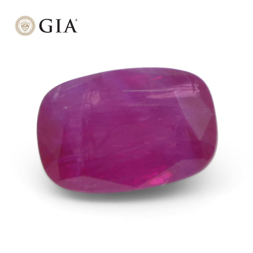 1.86ct Cushion Purplish Red Ruby GIA Certified Vietnam Unheated in vendita 7