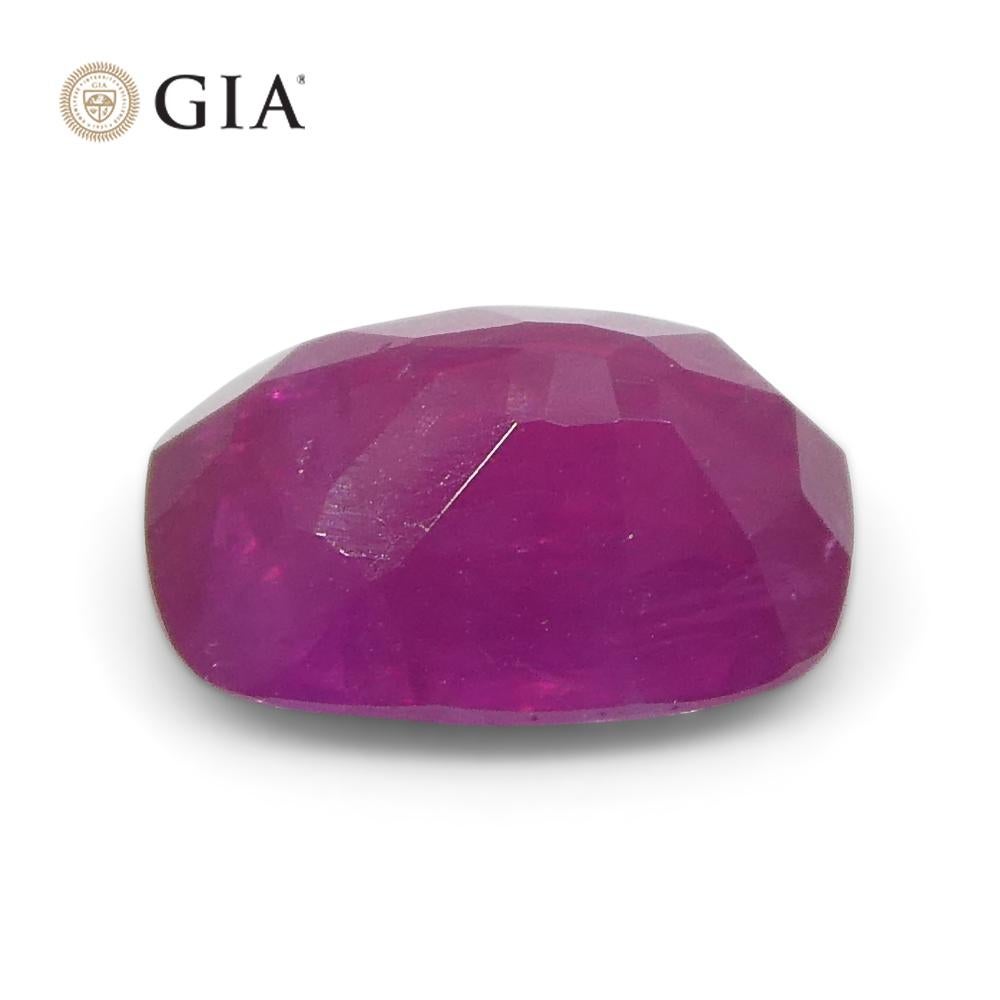 1.86ct Cushion Purplish Red Ruby GIA Certified Vietnam Unheated in vendita 8
