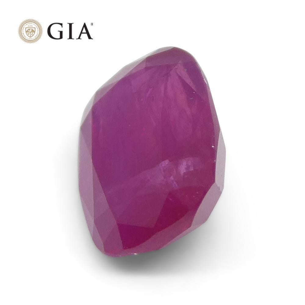 1.86ct Cushion Purplish Red Ruby GIA Certified Vietnam Unheated in vendita 2