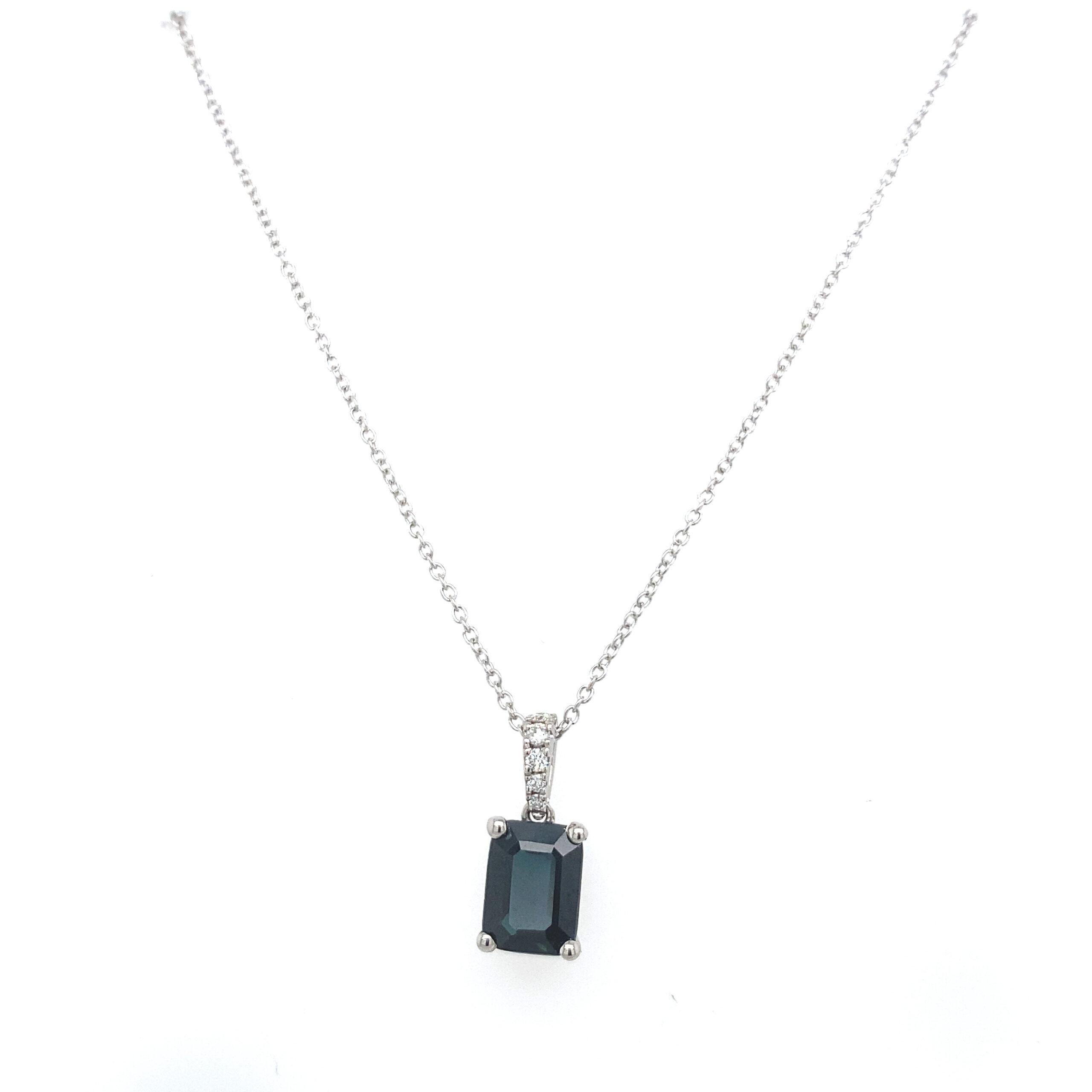 1.86ct Emerald Cut Natural Sapphire Pendant In 18ct White Gold, With 0.06ct of Diamonds

Additional Information:
1.86ct Emerald Cut Natural Sapphire Pendant, Set in 18ct White Gold, With 0.06ct of Diamonds On a 16/18