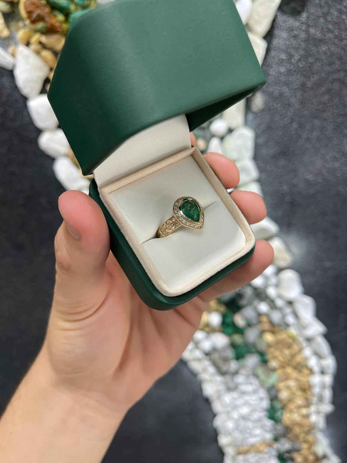 1.86tcw 14K Natural Emerald-Pear Cut & Diamond Halo Floral Design Gold Ring In New Condition For Sale In Jupiter, FL
