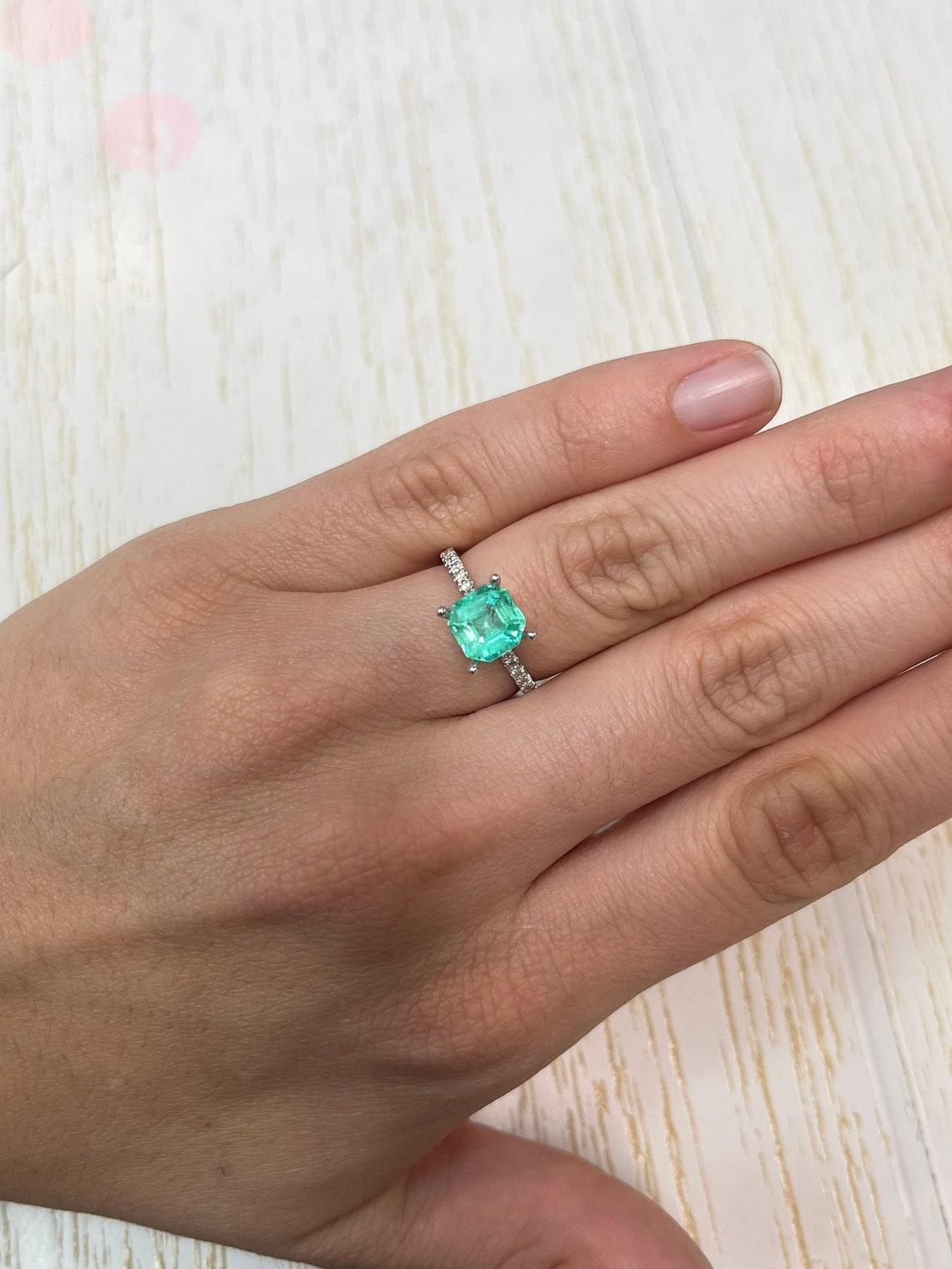 1.87 Carat 8x8 Art Deco Green Colombian Emerald - Asscher Cut May Birthstone Gem For Sale 4