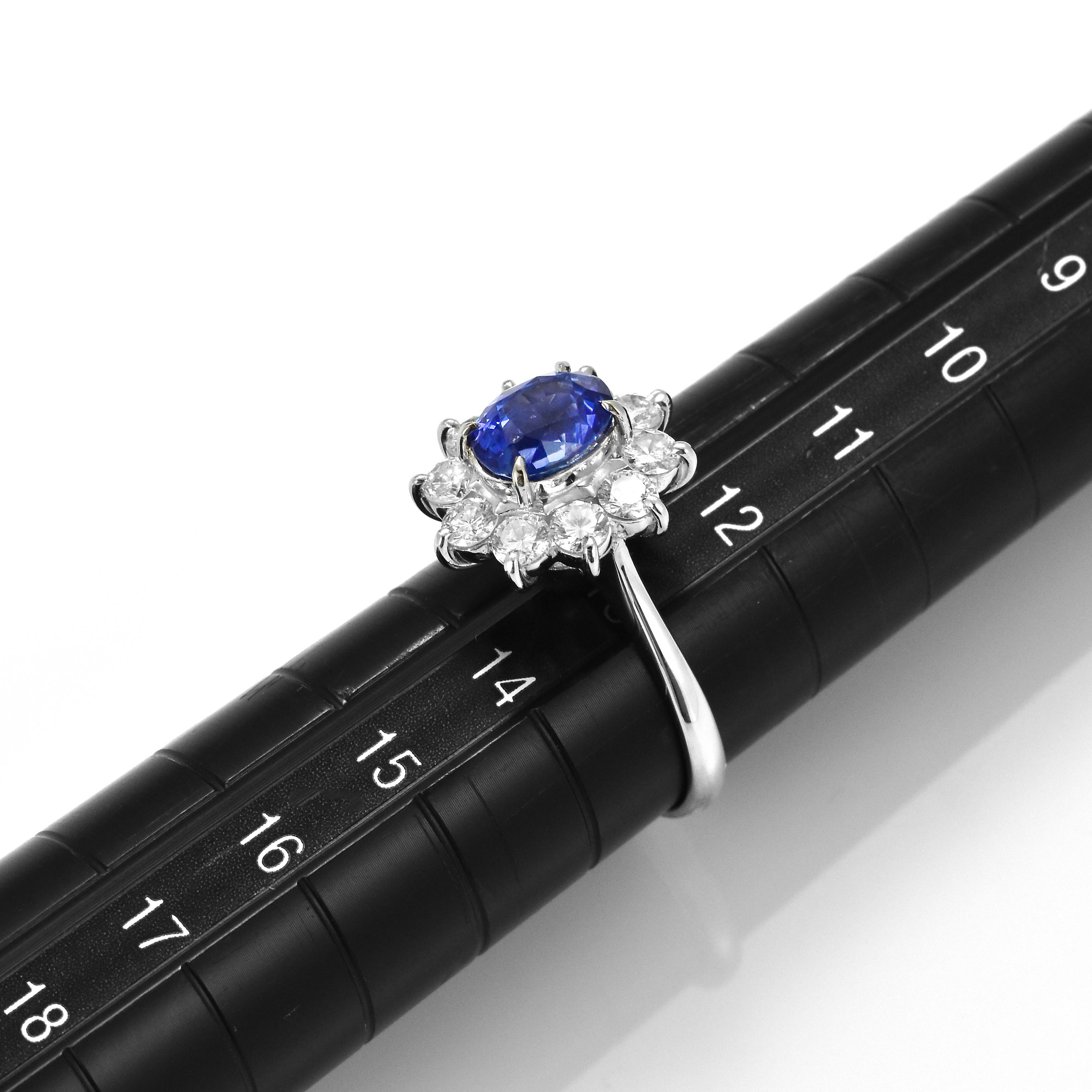 1.87 Carat Natural Velvet Blue Sapphire & Diamond Halo Set Ring Made in Platinum For Sale 2