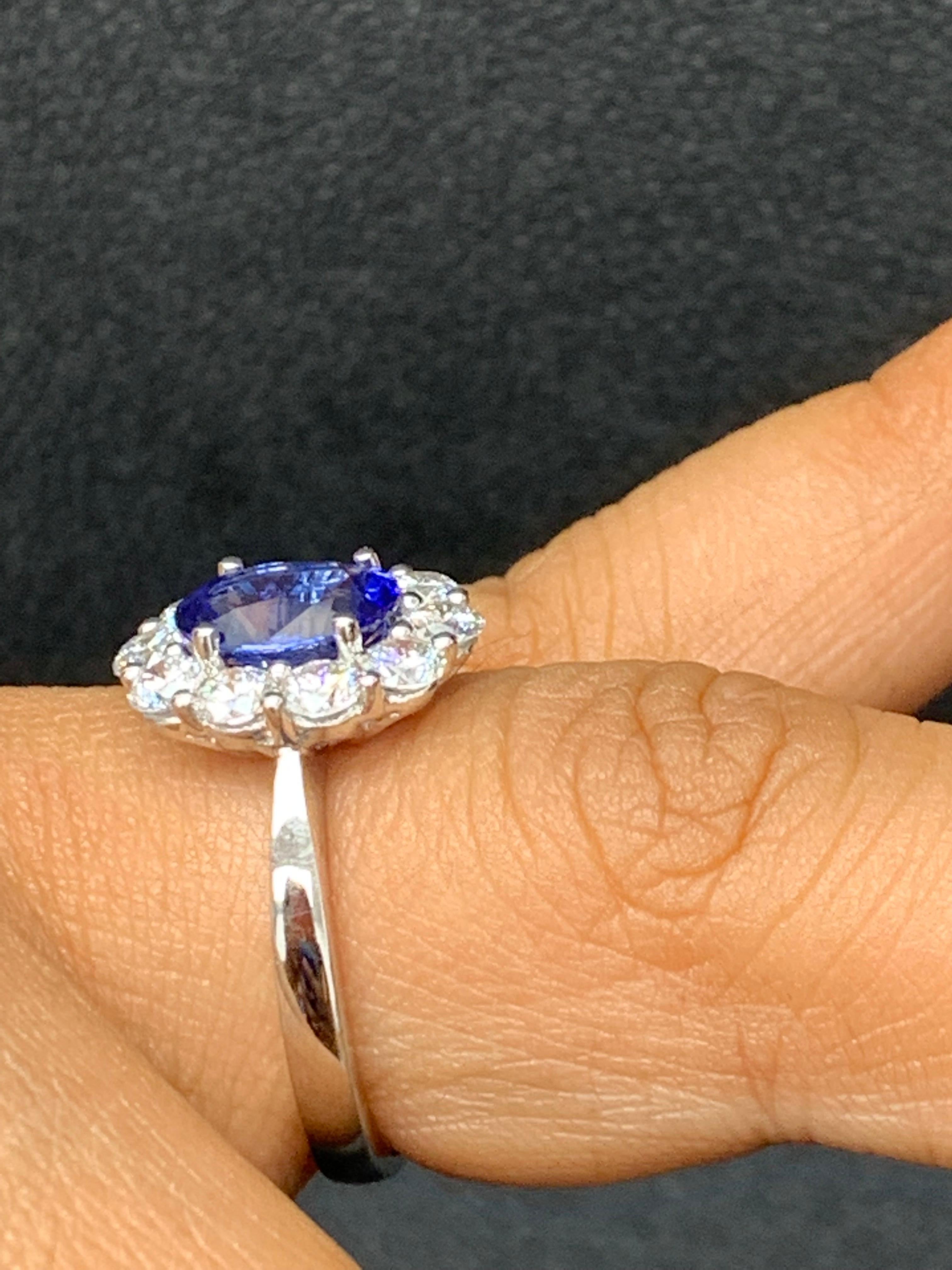 1.87 Carat Oval Cut Sapphire and Diamond Engagement Ring in 18K White Gold For Sale 7
