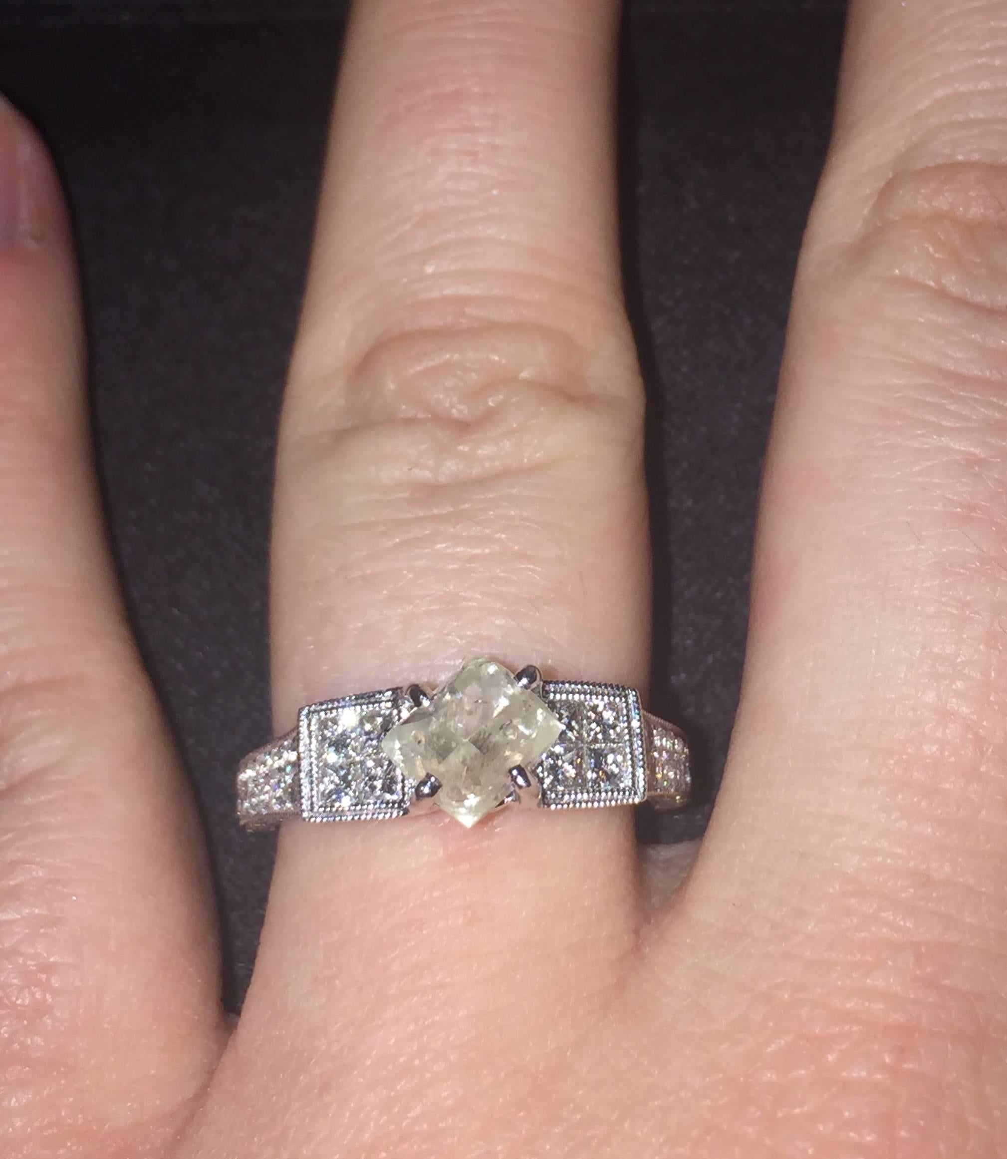 1.87 Carat  Rough White and 1.04 Carat Diamonds White Gold Engagement Ring In New Condition For Sale In Copenhagen, DK