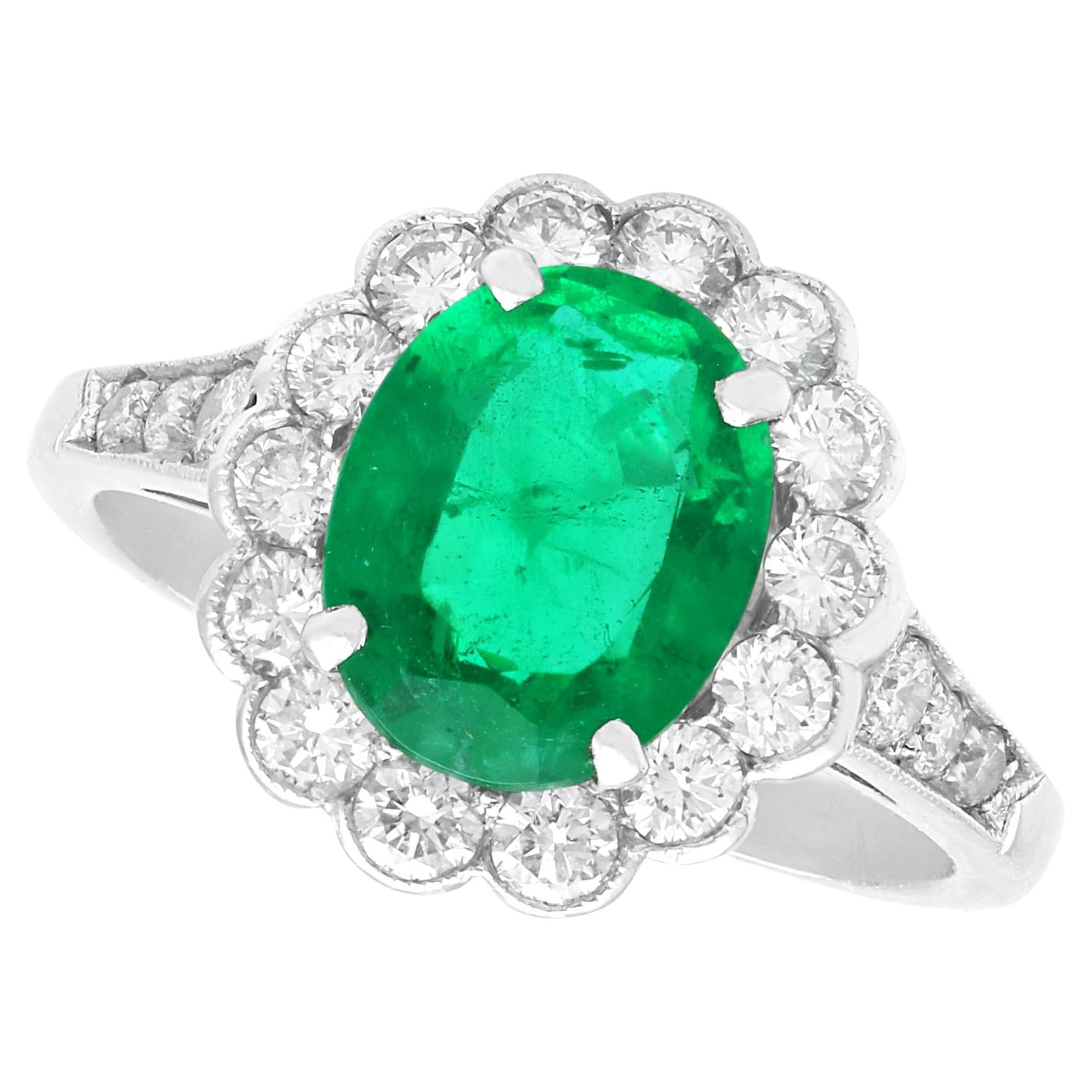 1,87 Karat sambischer Smaragd und 0,68 Karat Diamant Platin Kleiderring CIRCA 1935