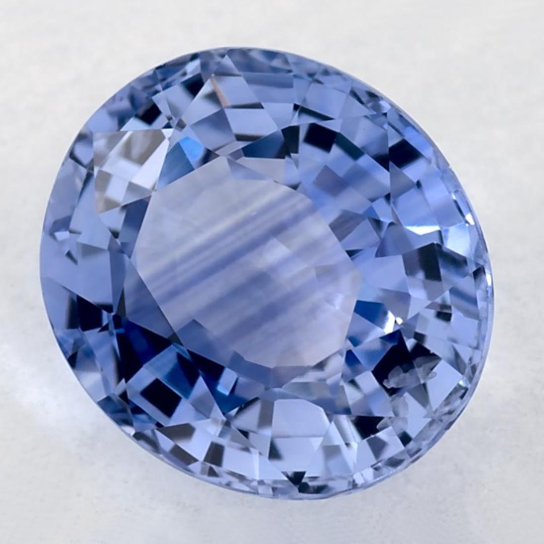 Ein sehr wertvoller September-Geburtsstein mit einer bezaubernden blauen Farbe. Man glaubt, dass sie dem Leben Glück und Reichtum bringen.

Entdecken Sie die lebendige Kollektion von Smaragden, Rubinen und Saphiren in unserem Geschäft, die als lose
