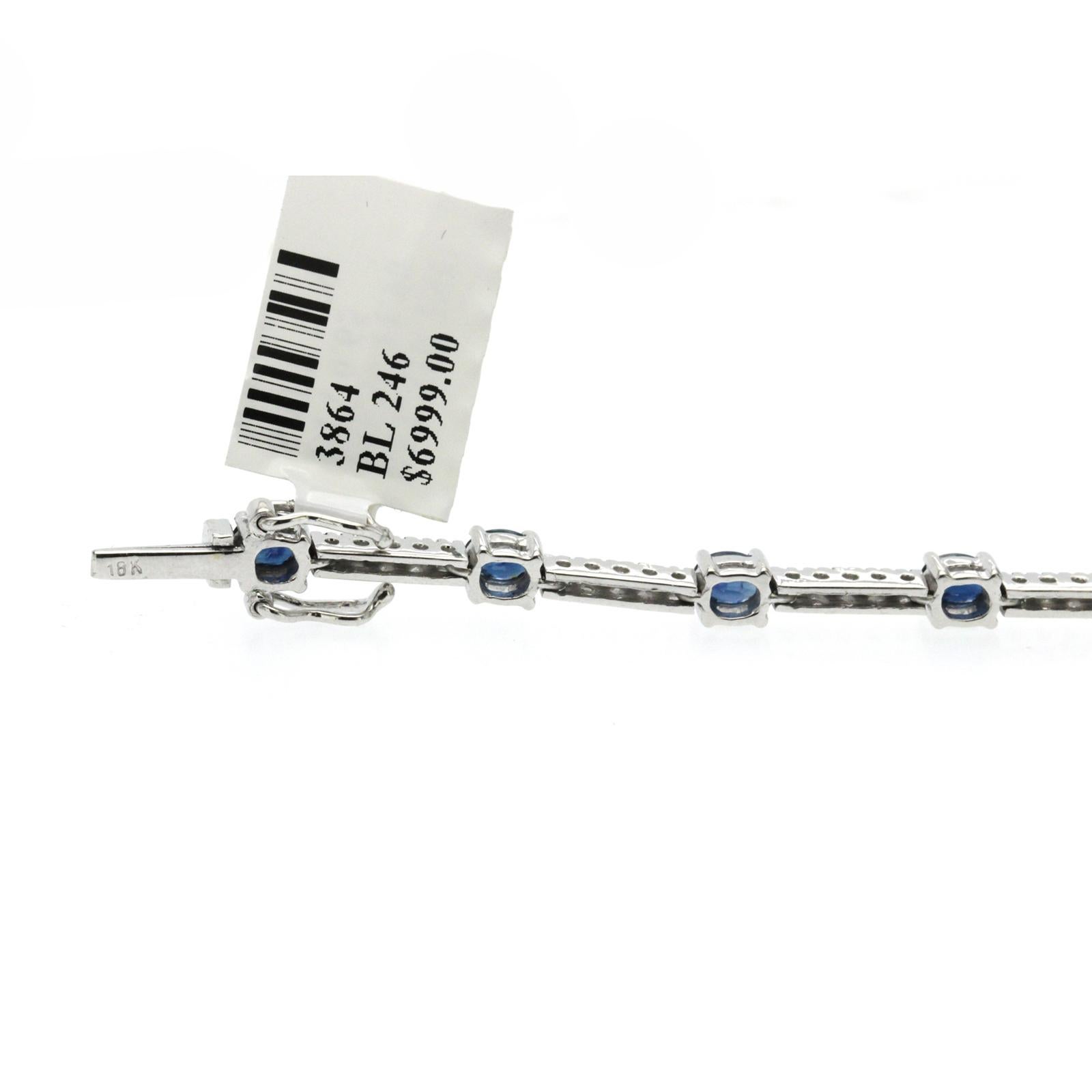 Women's or Men's 1.87 Ct Blue Sapphires 0.65 Ct Diamonds in 18K Gold White Bracelet For Sale
