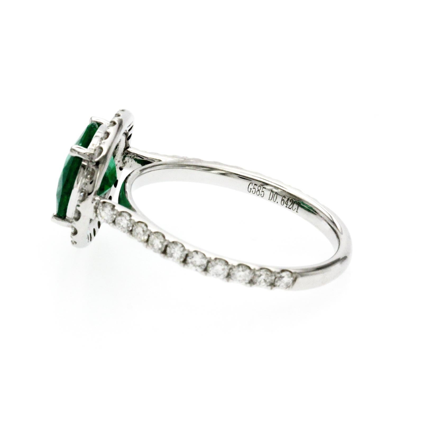 1.87 Ct Zambian Emerald & 0.65 Ct Diamonds in 14K White Gold Engagement Ring In New Condition For Sale In Los Angeles, CA