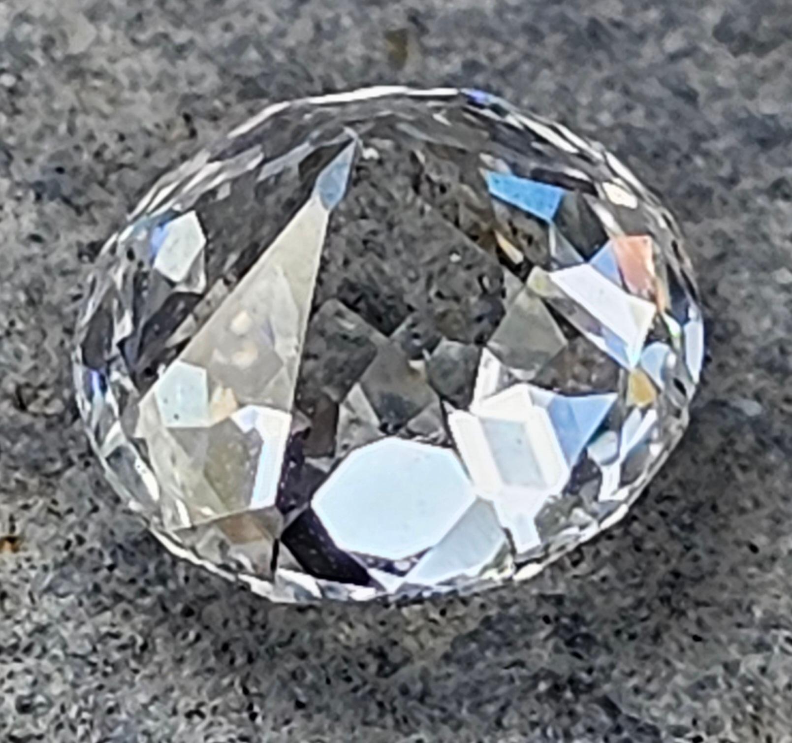 Round Cut 1.87 G SI1 GIA Certified Crown of Light Loose Diamond Round Novelty Cut For Sale