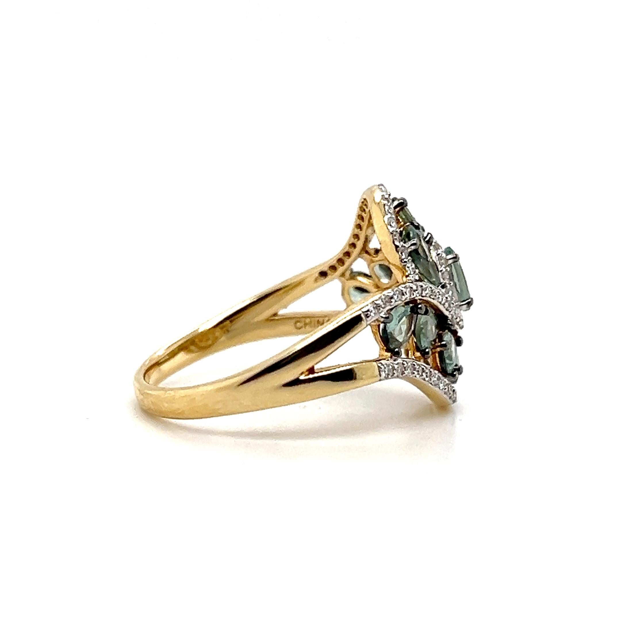 Vintage 1.87 TCW Chrysoberyl and Diamond Two-Tone Gold Cocktail Ring For Sale 5