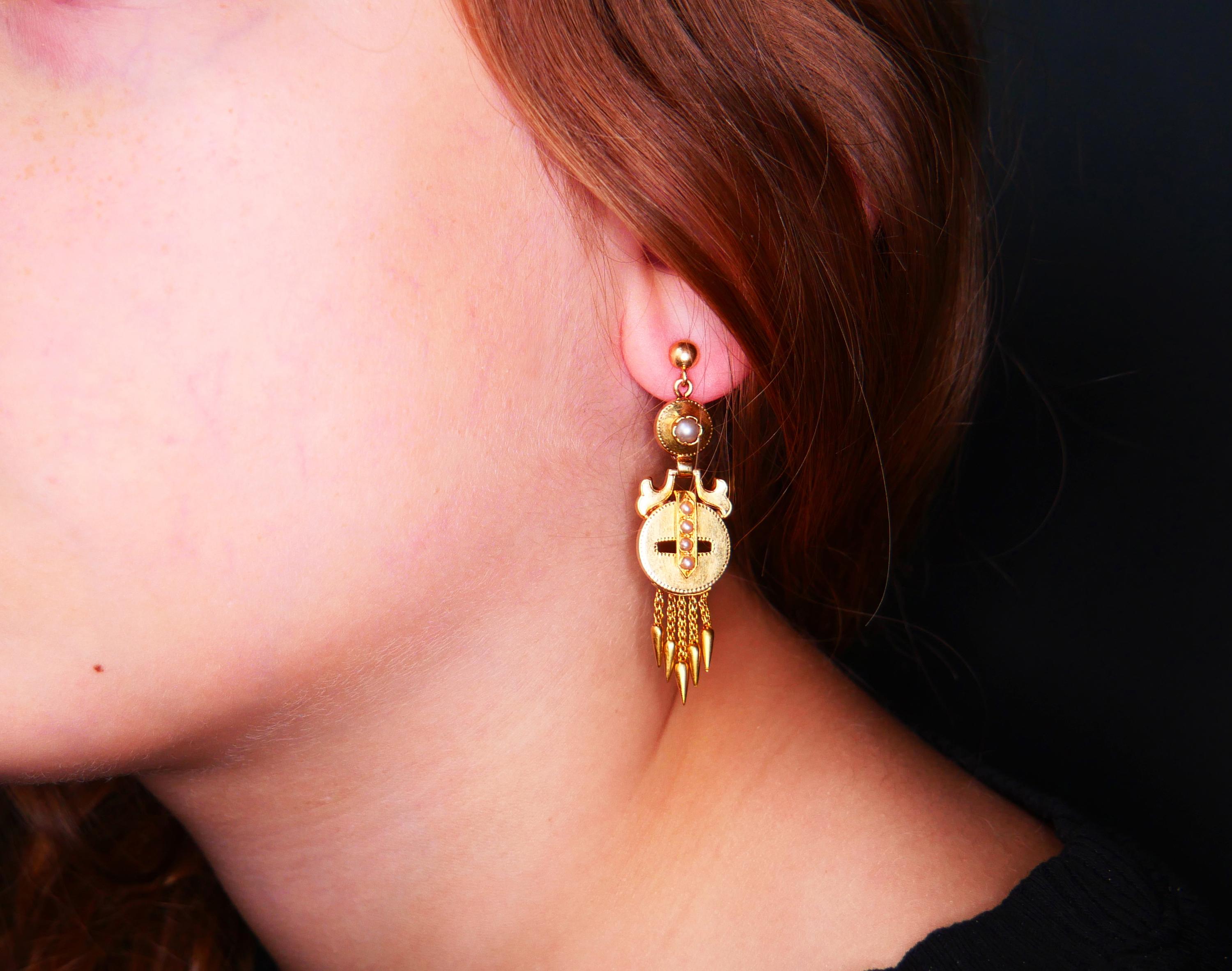 Taille ronde Boucles d'oreilles européennes anciennes 1870 perles de rocaille et or massif 18 carats 7,4 g en vente