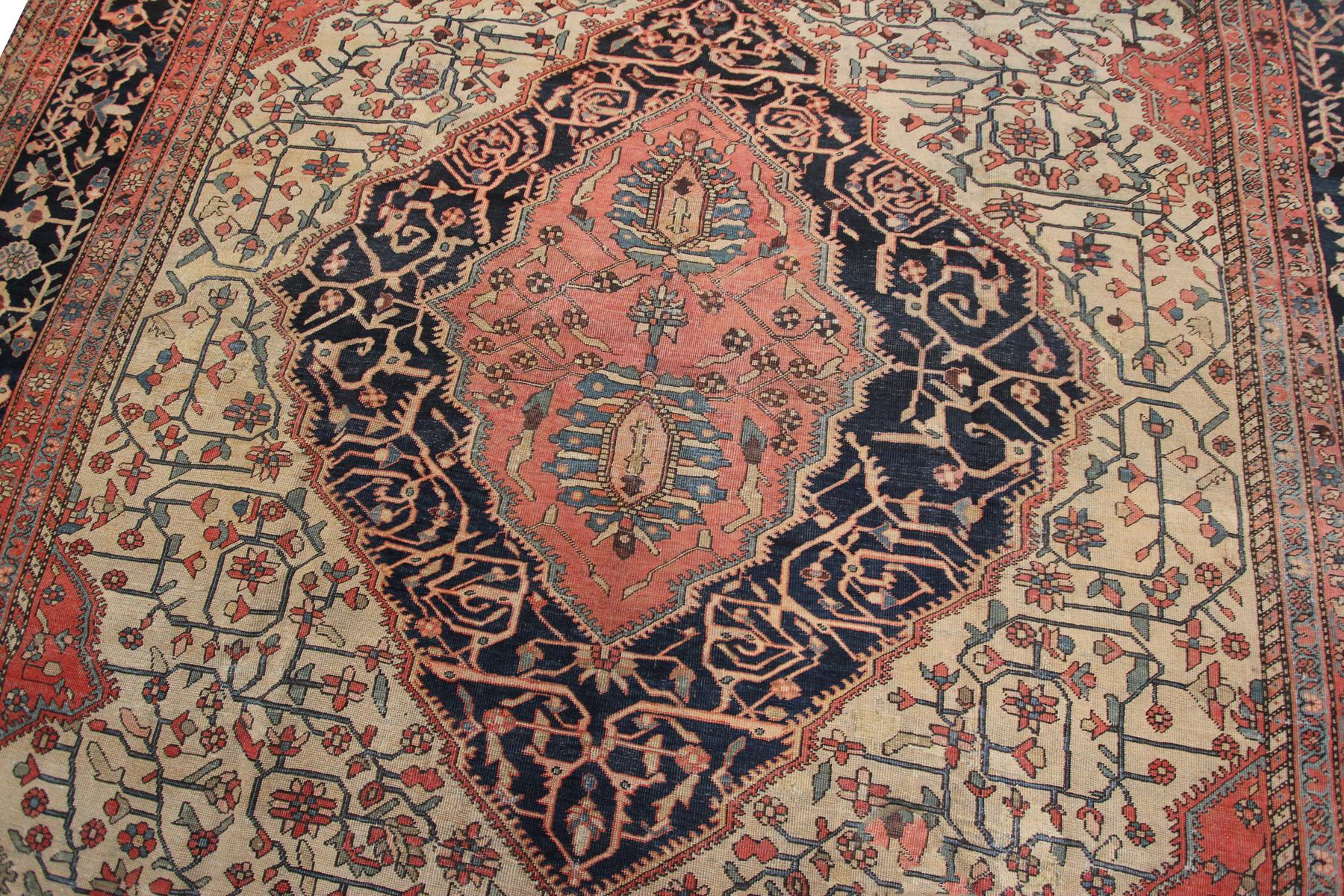 1870 Antiker persischer Farahan-Teppich Antiker Farahan-Teppich Pfauenmuster (Wolle) im Angebot