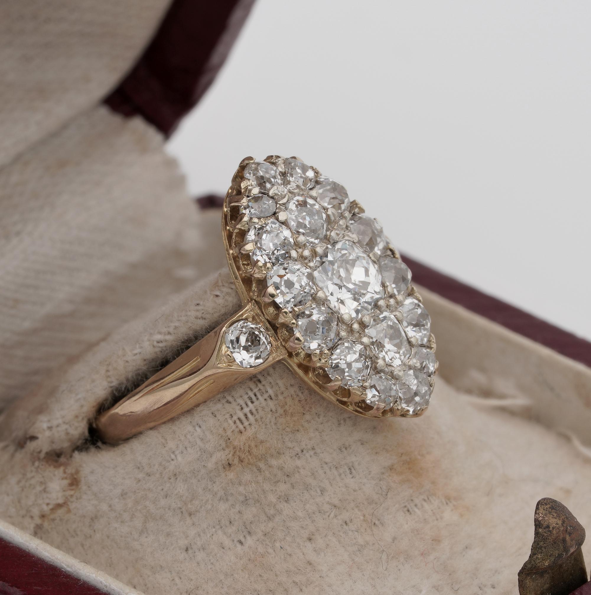 Victorian 2.15 Carat Old Mine Diamond Rare Navette Ring, circa 1870 In Good Condition In Napoli, IT