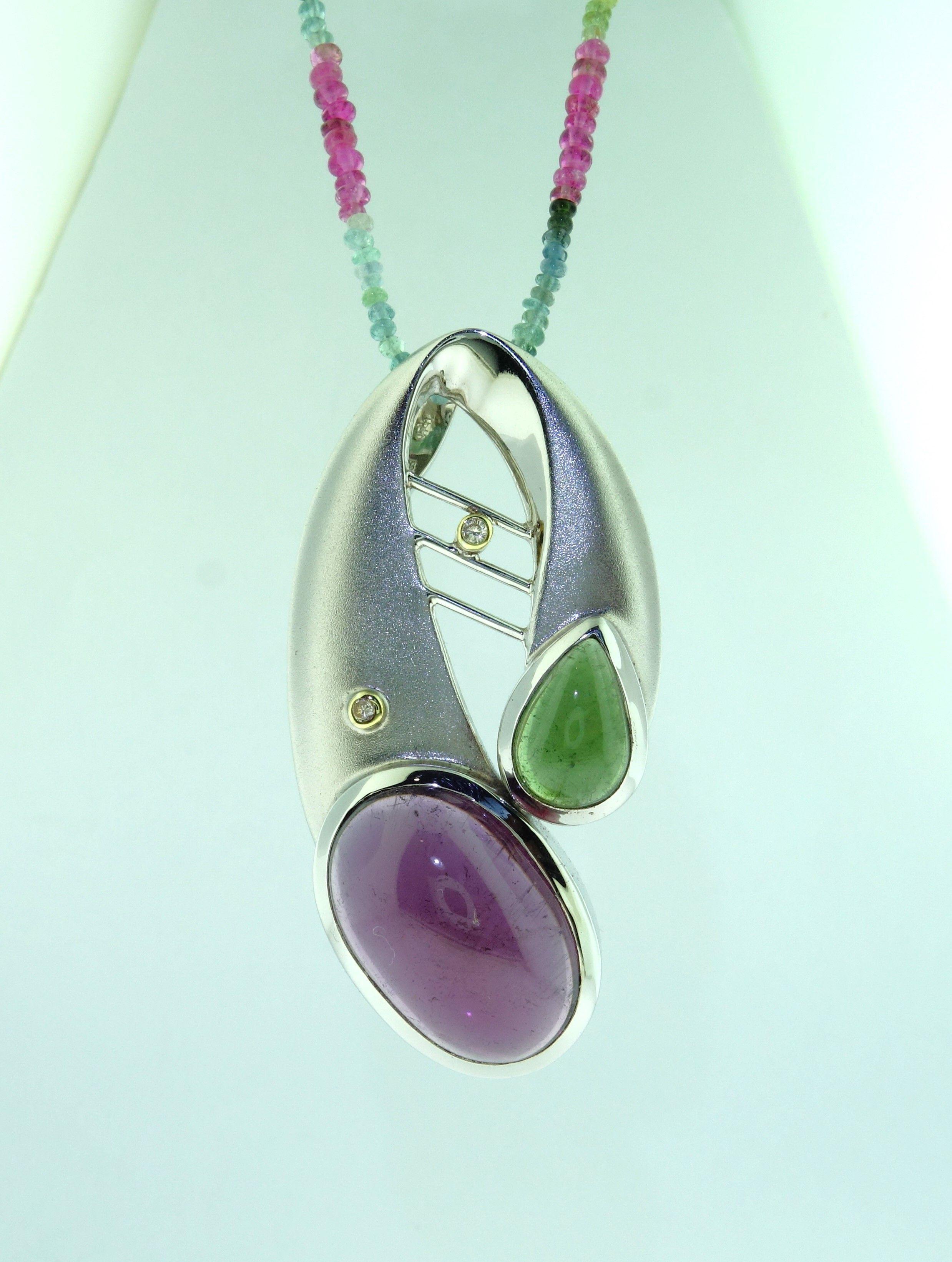 18.70 Carat Pink and Green Tourmaline Gold and Sterling Silver Pendant Necklace In New Condition For Sale In Montreal, QC