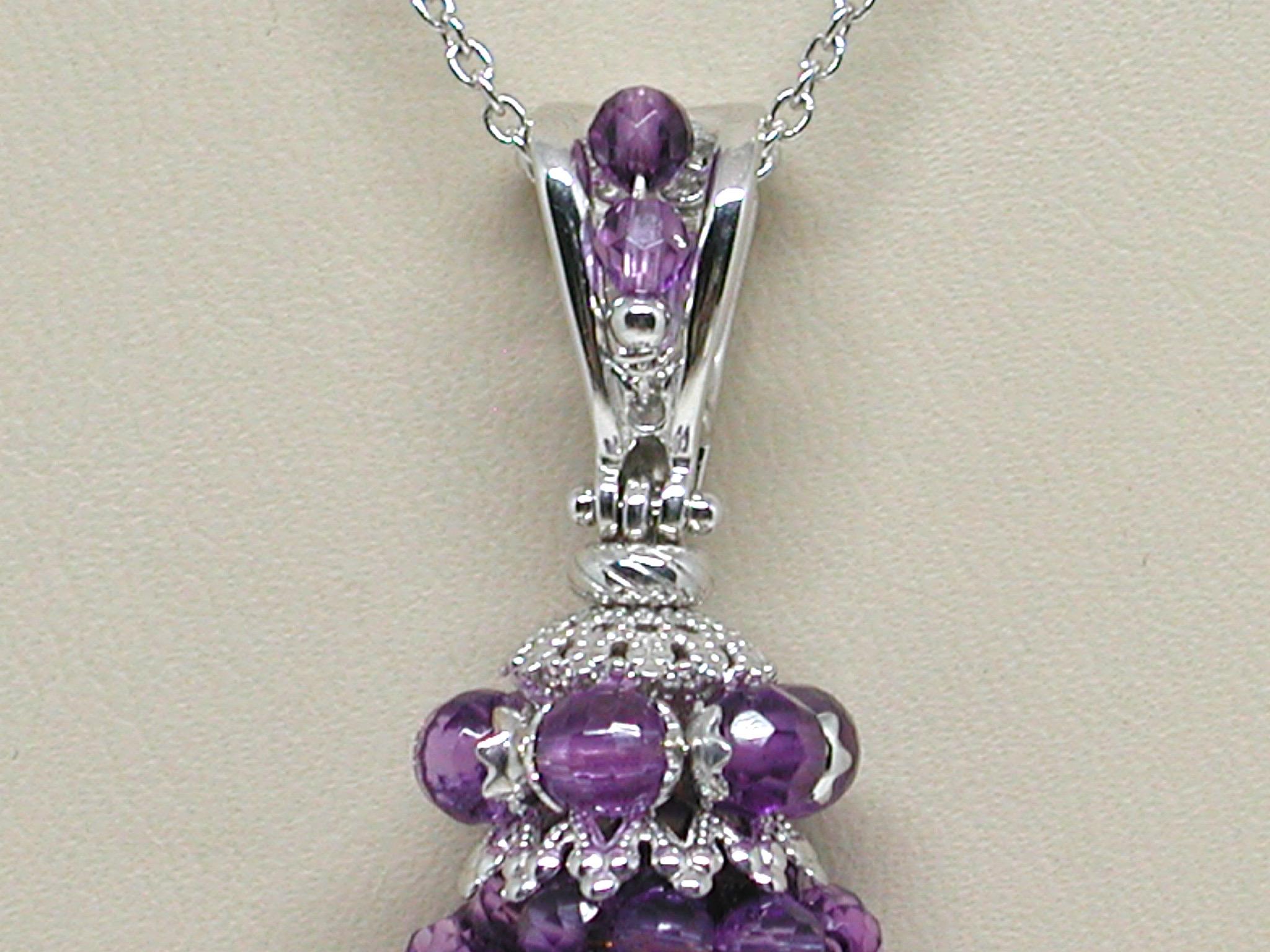 Round Cut 18.70 Carat White Gold Amethyst Necklace Pendant For Sale