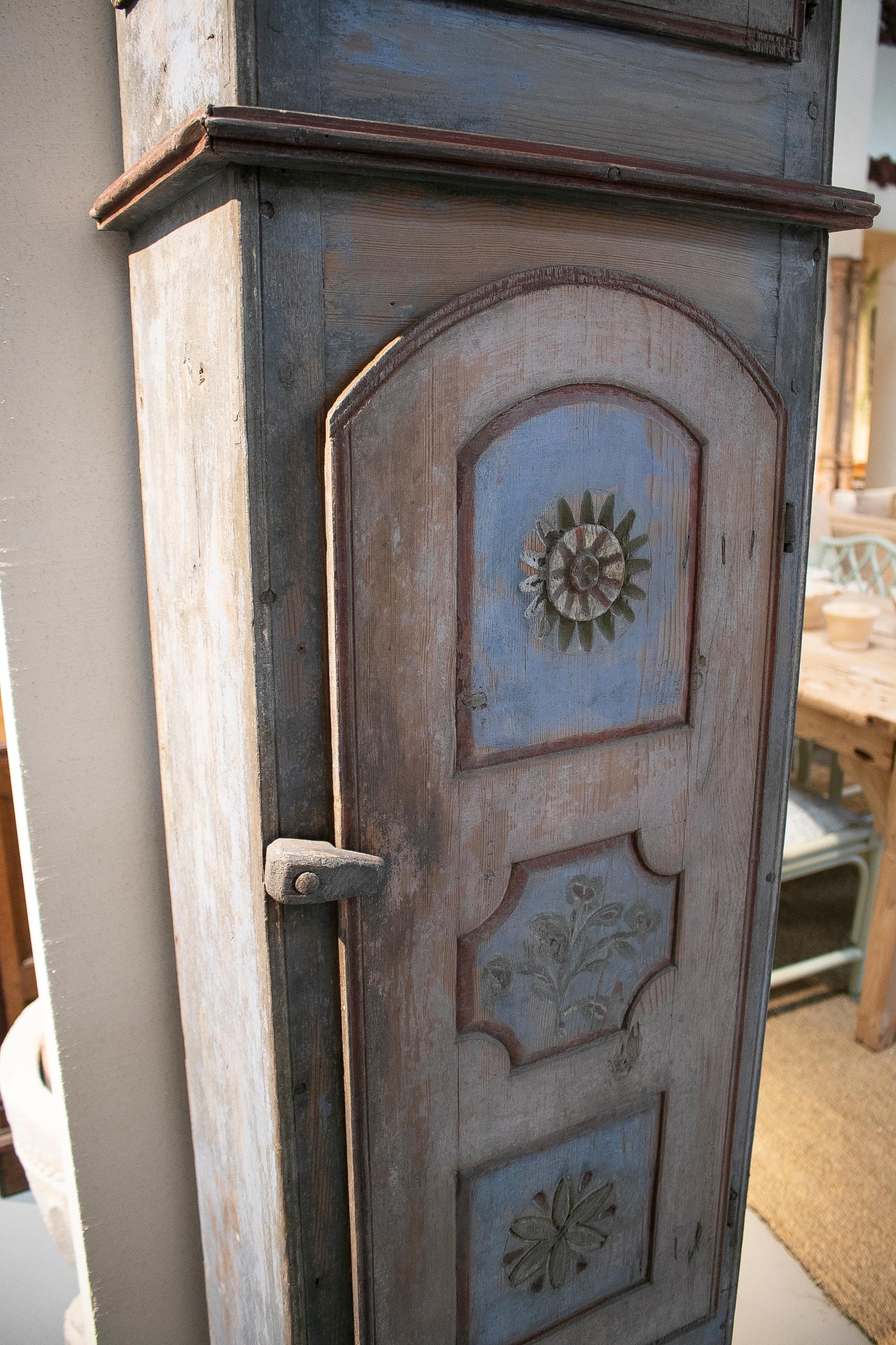 1870 Dated Spanish Swiss Painted Standing Clock Wooden Housing In Good Condition For Sale In Marbella, ES