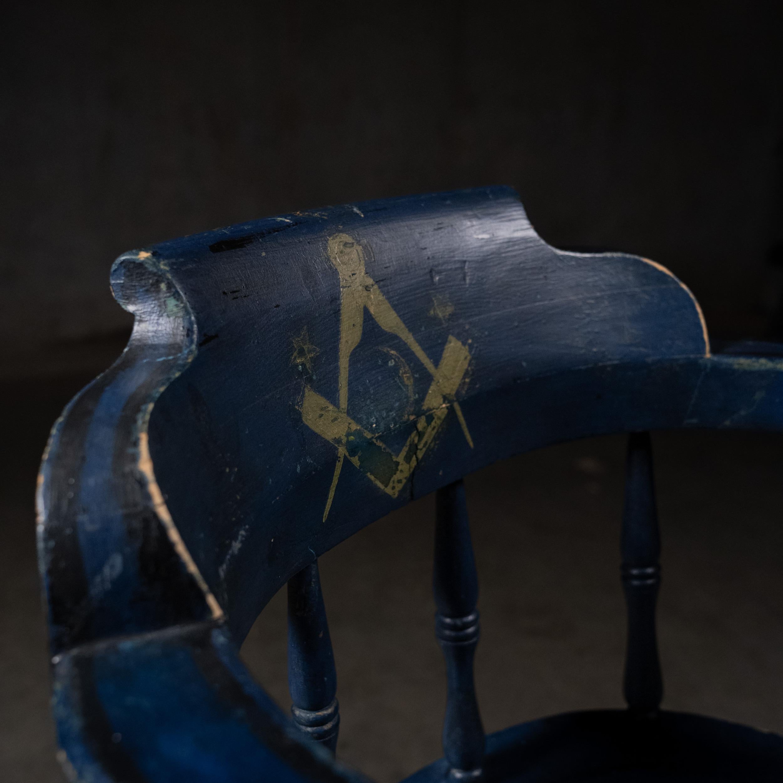 Fatto a mano set di quattro poltrone massoniche windsor 