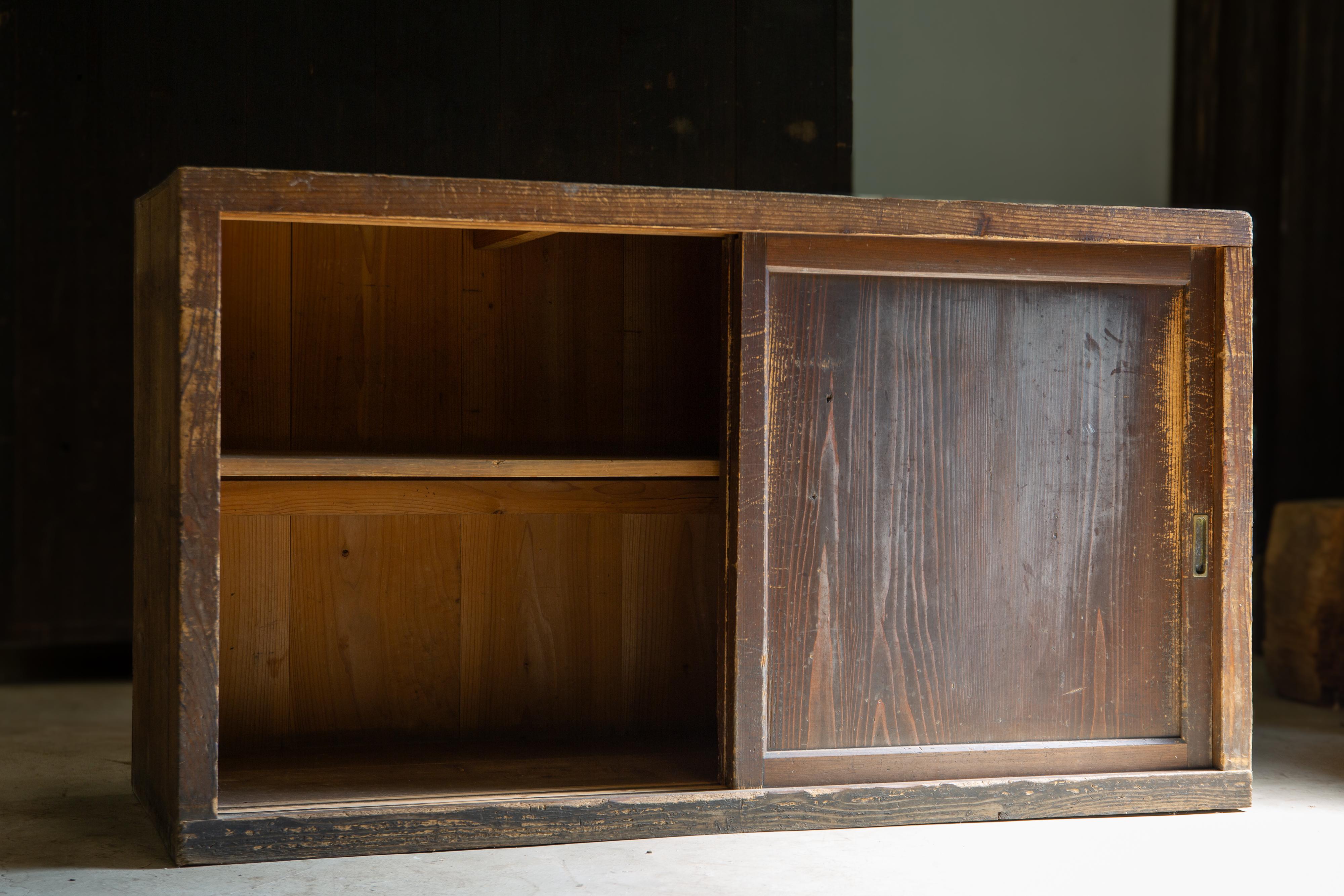 XIX secolo 1870-1900 Giapponese antico Mizuya tansu cassapanca credenza wabi sabi primitivo in vendita