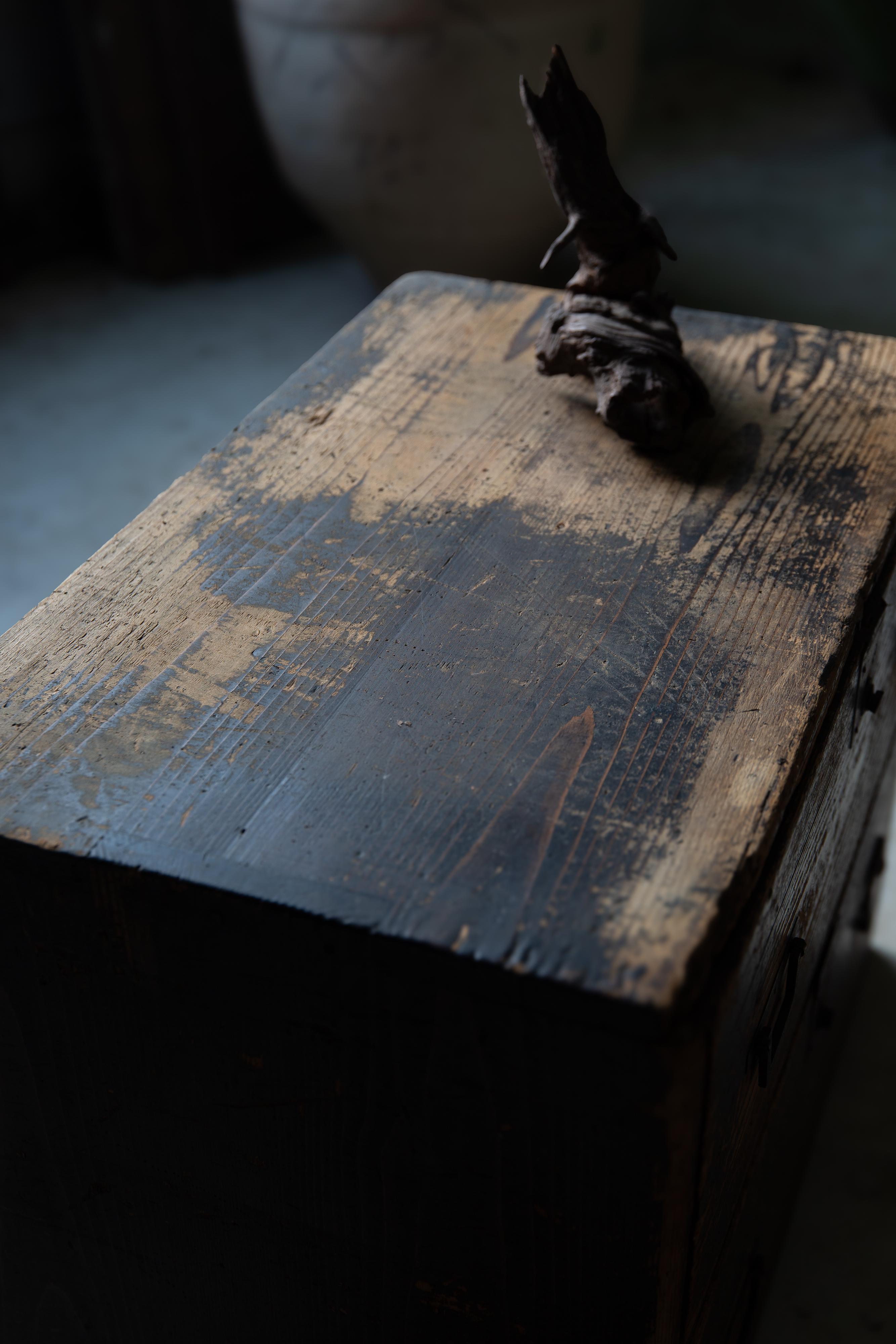 1870er-1900er wabi sabi japanische antike Tansu-Kommode aus der Mitte der Tansu-Periode im Angebot 4