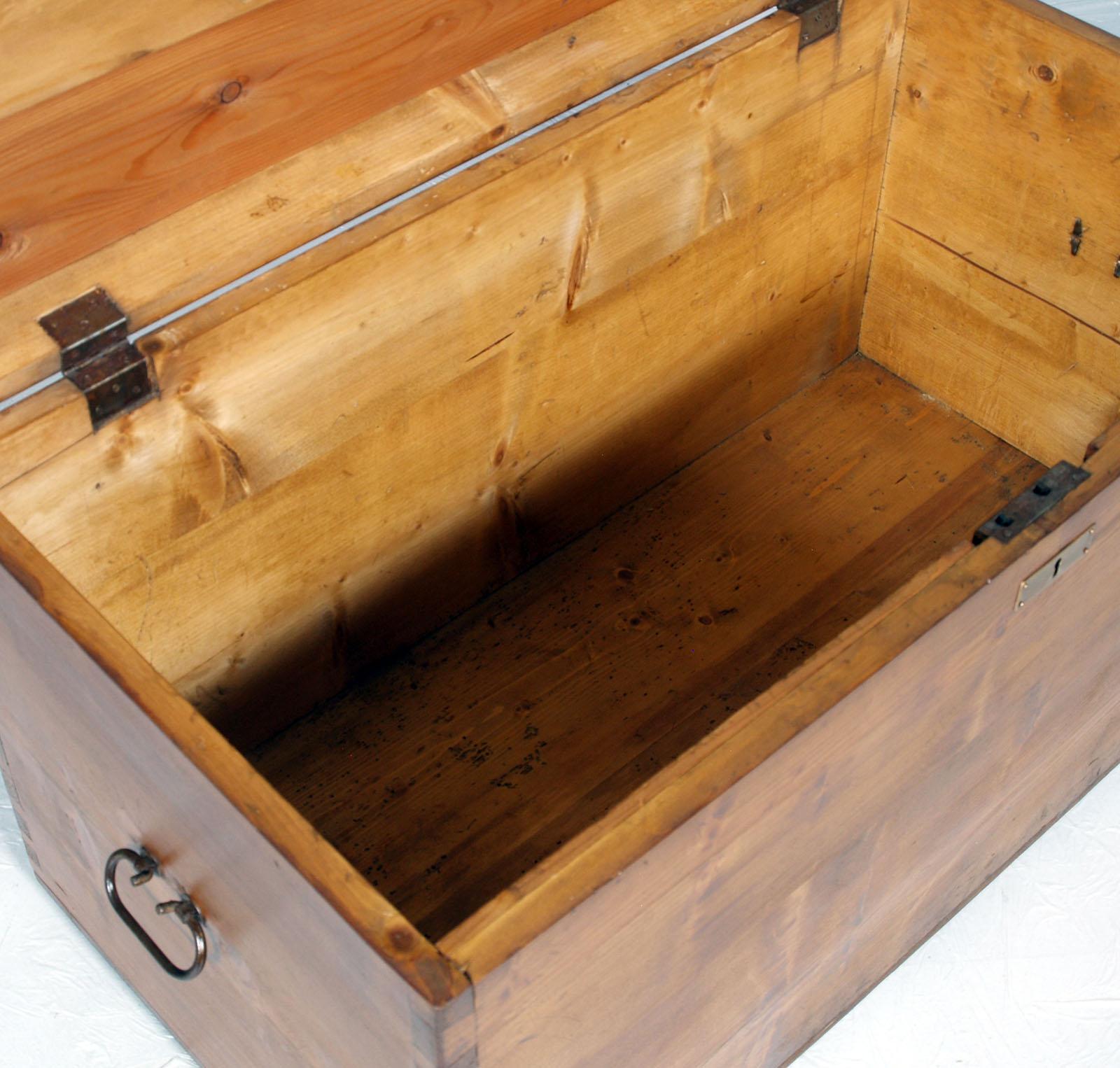Italian 1850s Antique Country Traveling Trunk Chest in Solid Pine Wood Restored For Sale