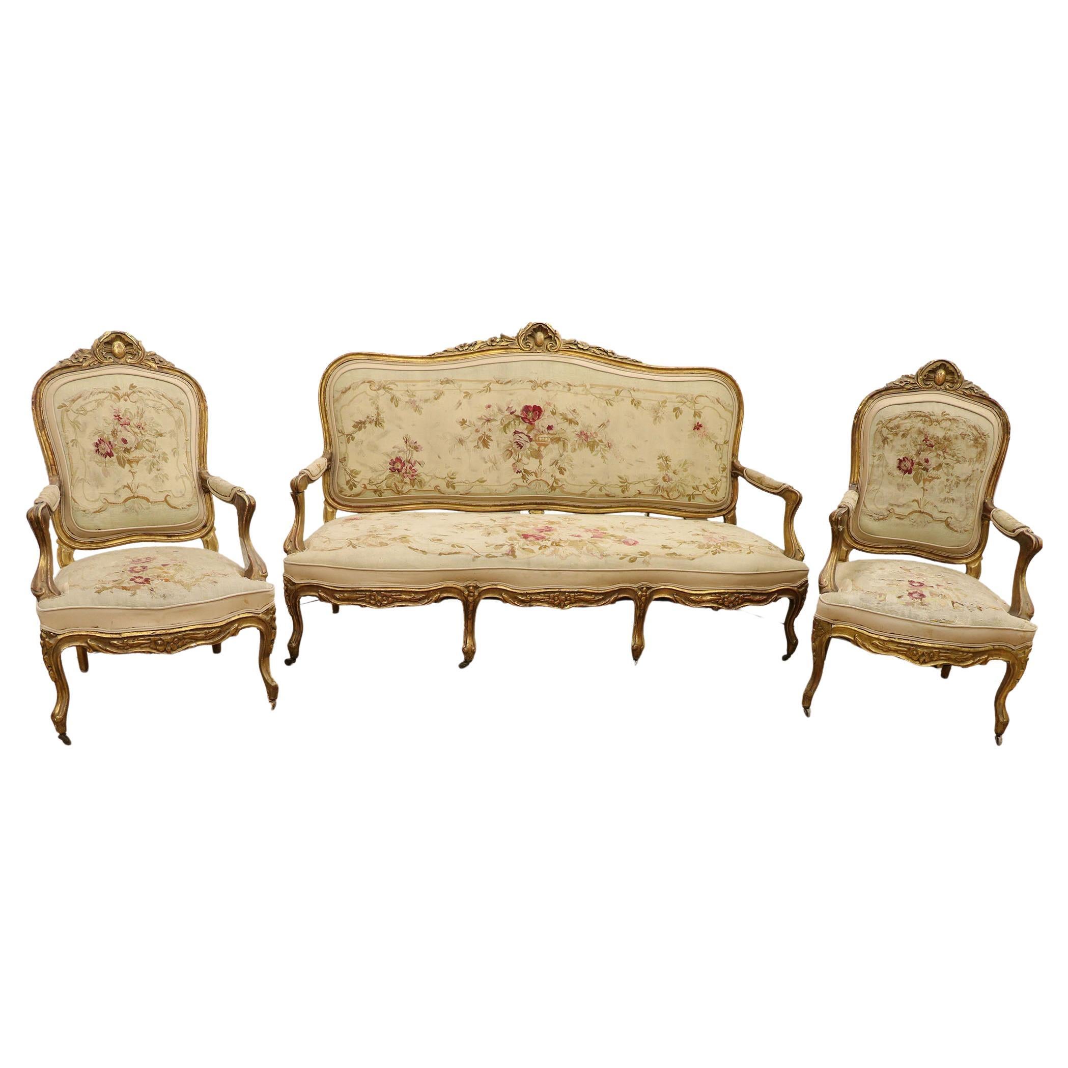 Ensemble de salon, banquette et fauteuils en bois doré français ancien d'Aubusson des années 1870