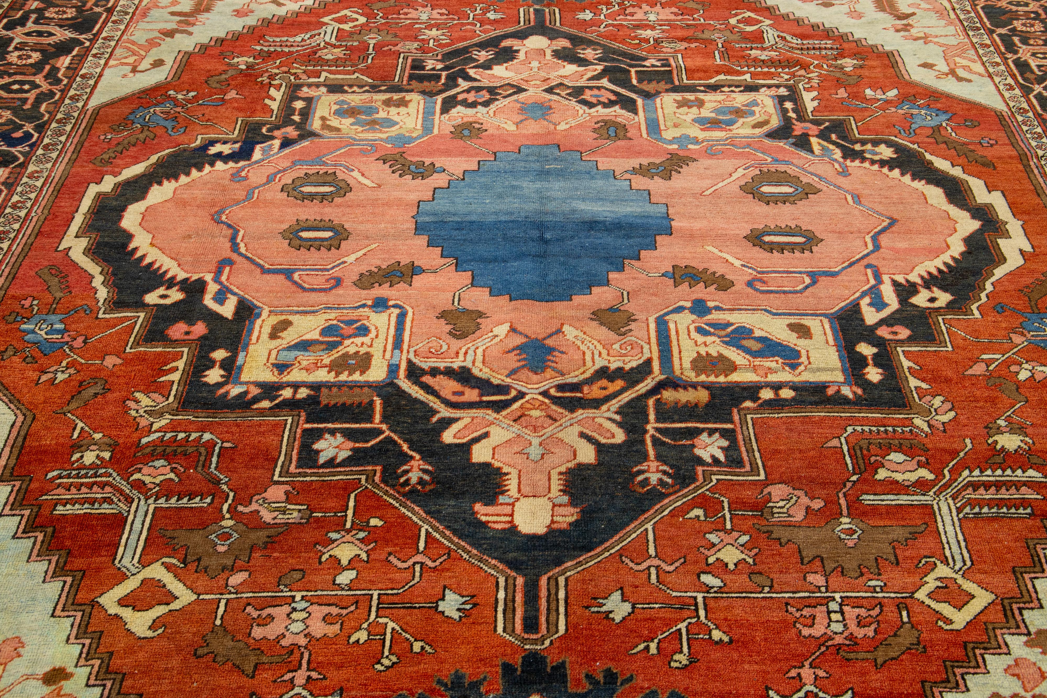 1870s Antique Wool Rug Persian Serapi Featuring a Medallion Motif In Rust Color For Sale 1