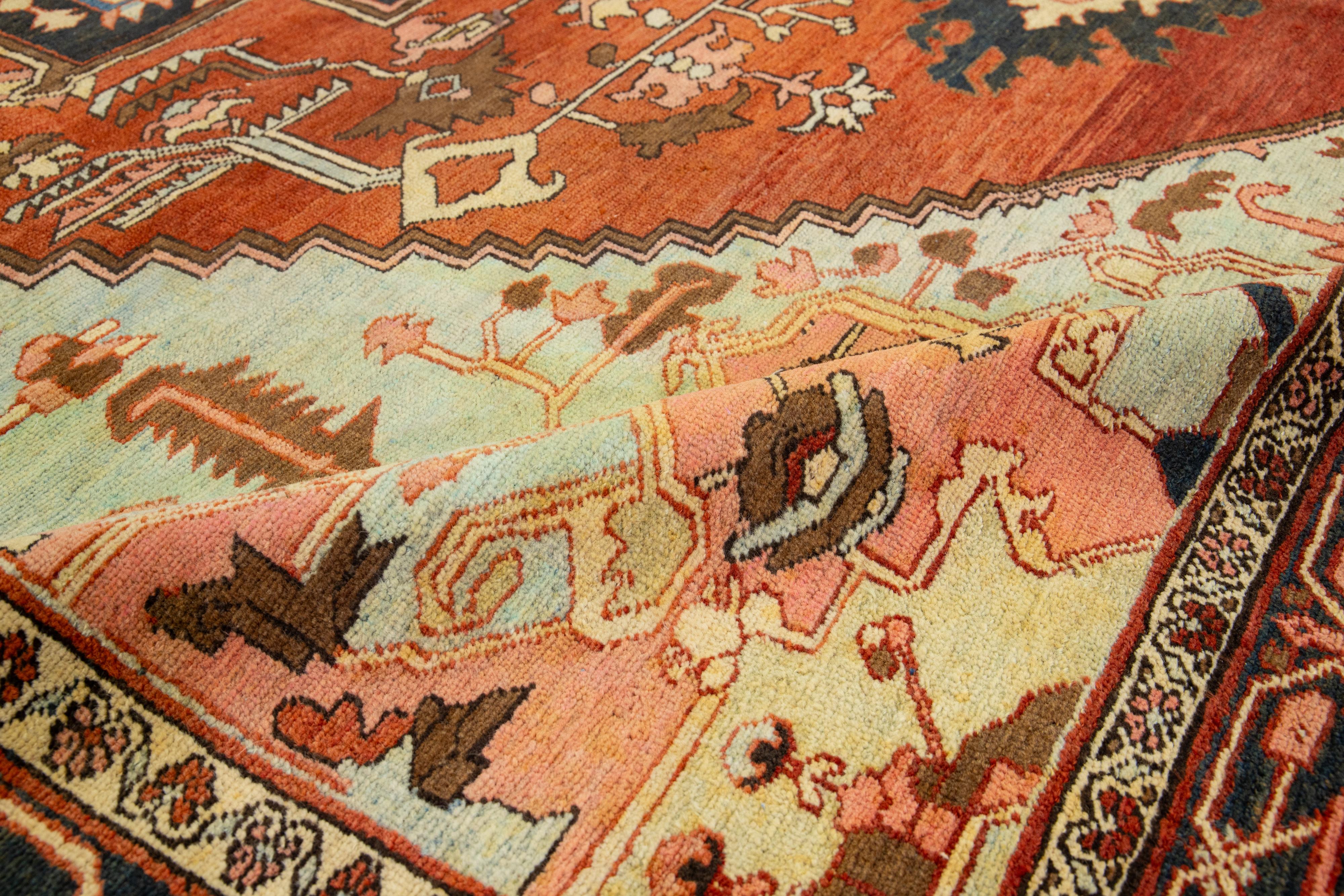 1870s Antique Wool Rug Persian Serapi Featuring a Medallion Motif In Rust Color For Sale 3