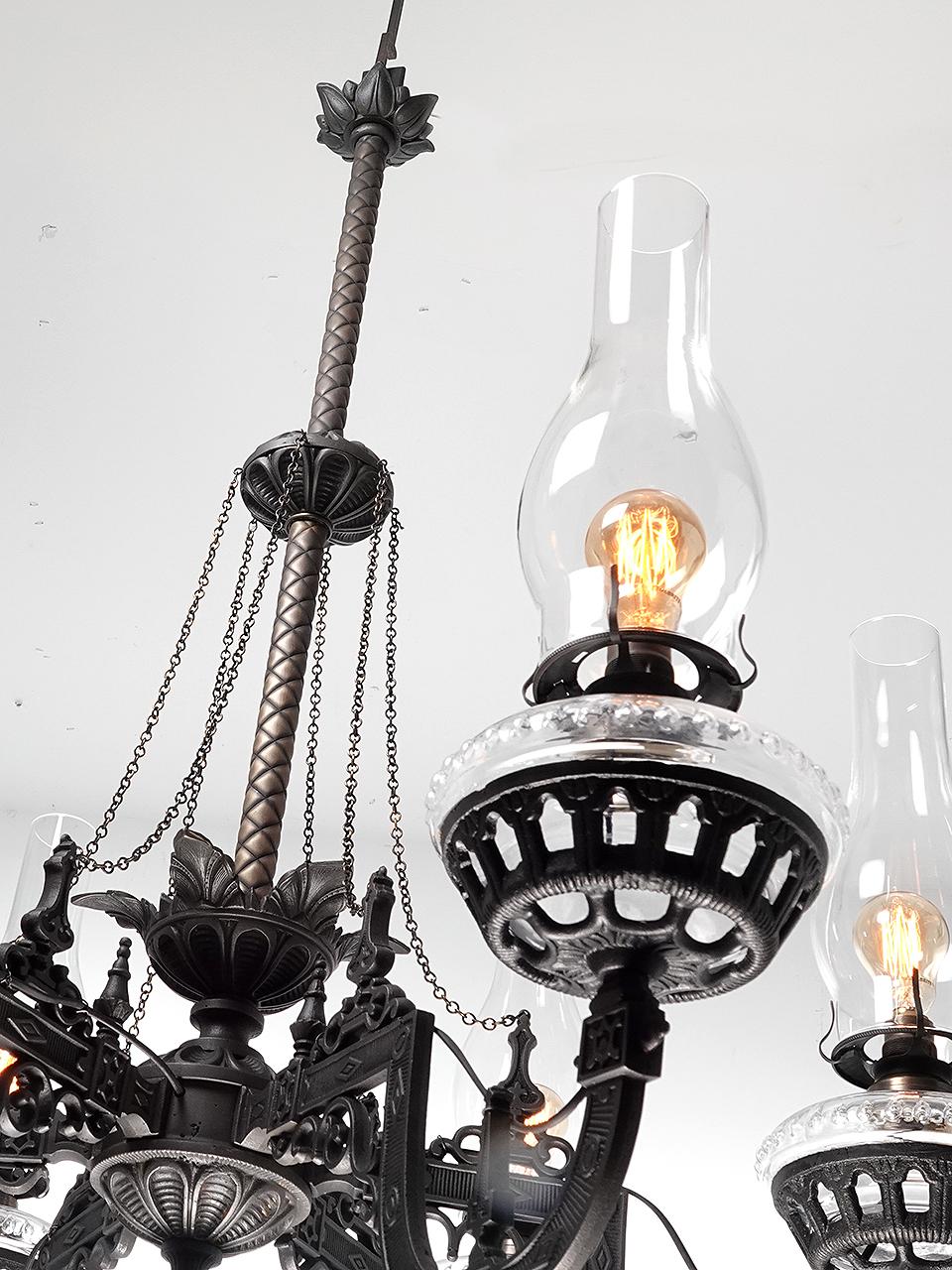 cast iron oil lamp