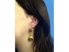 Pendentifs d'oreilles néo-égyptien des années 1870 en or avec micro-mosaïque