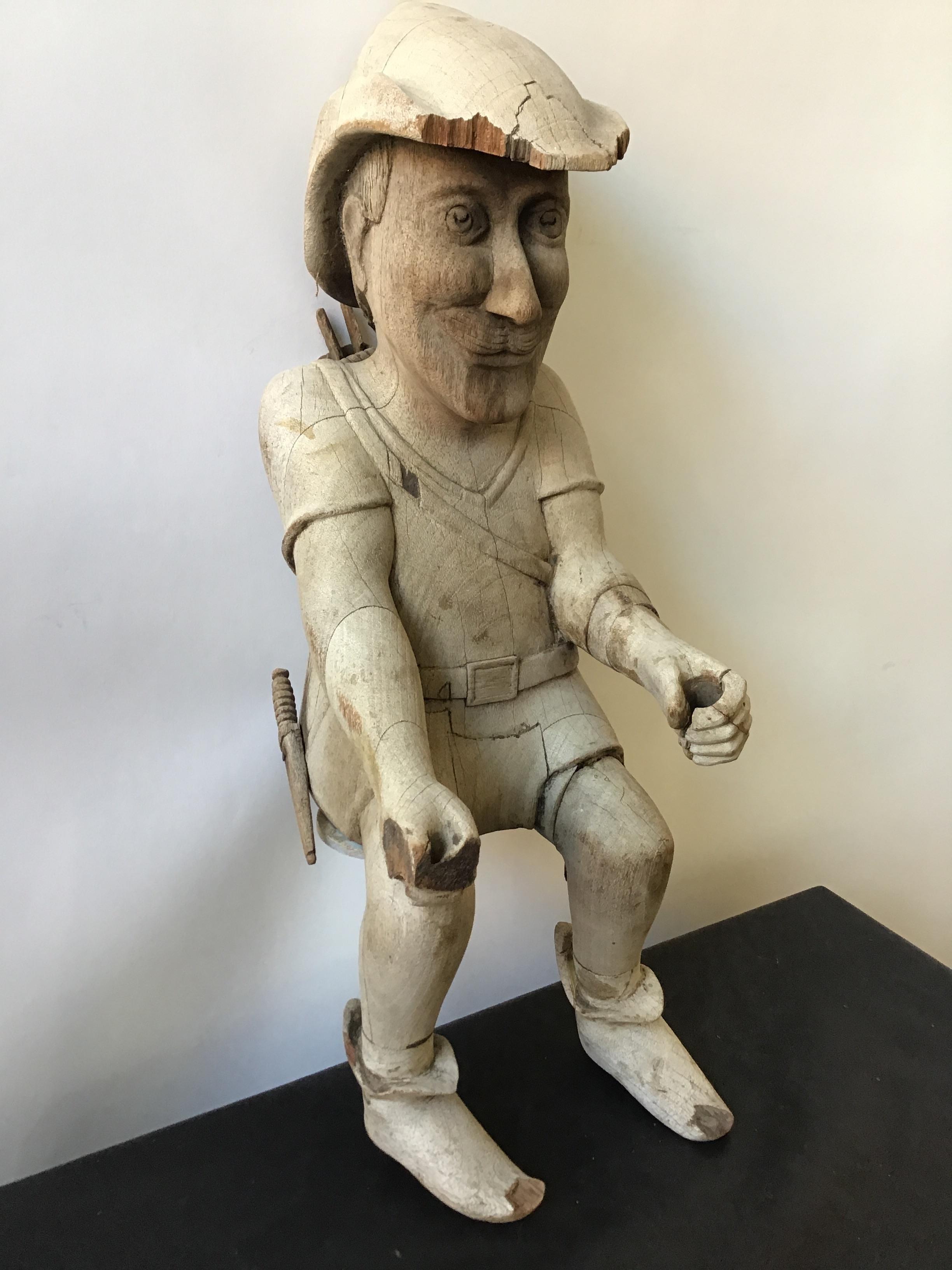 Legno Figura di Robin Hood in legno intagliato inglese del 1870 in vendita