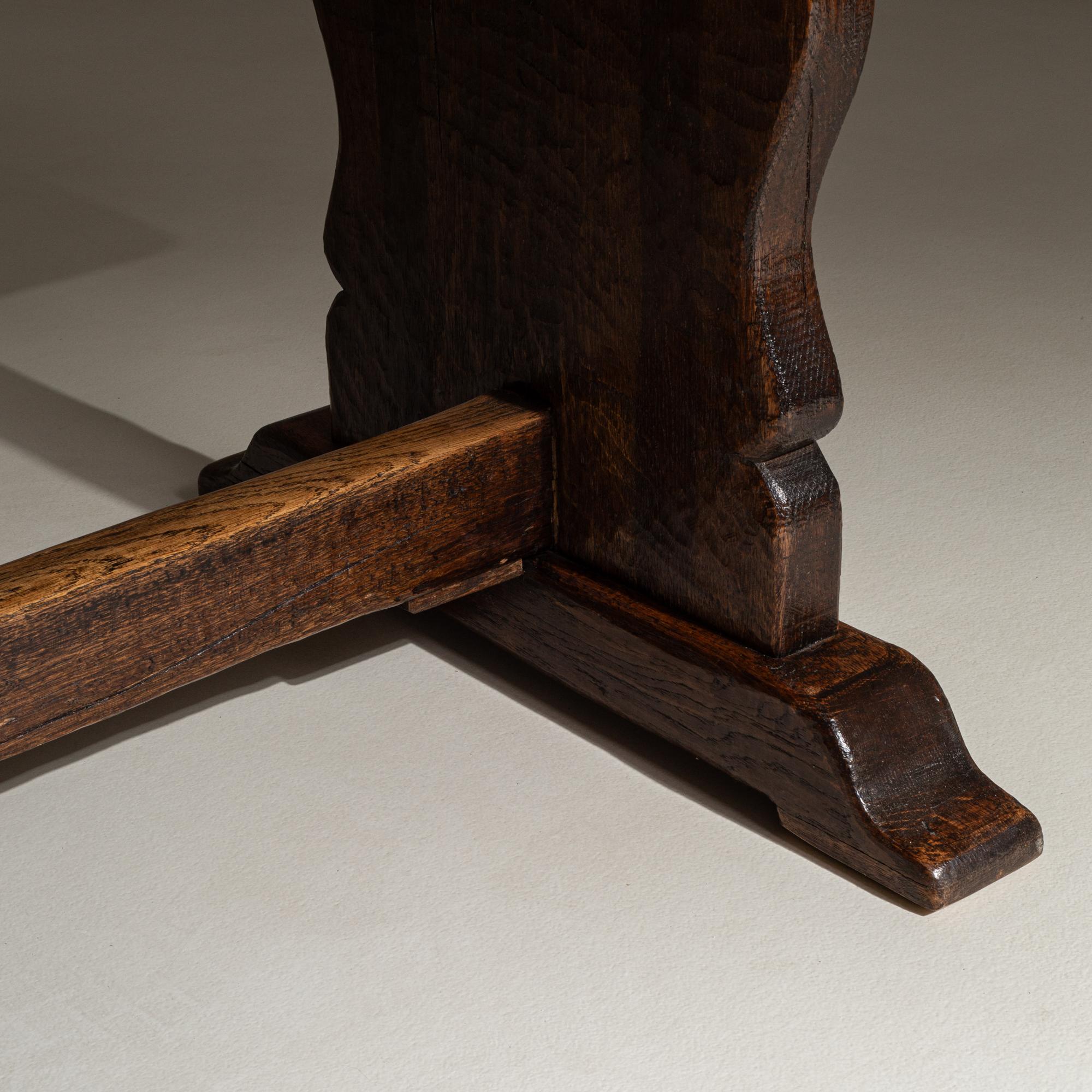 1870s French Oak Trestle Dining Table In Original Patina in vendita 2