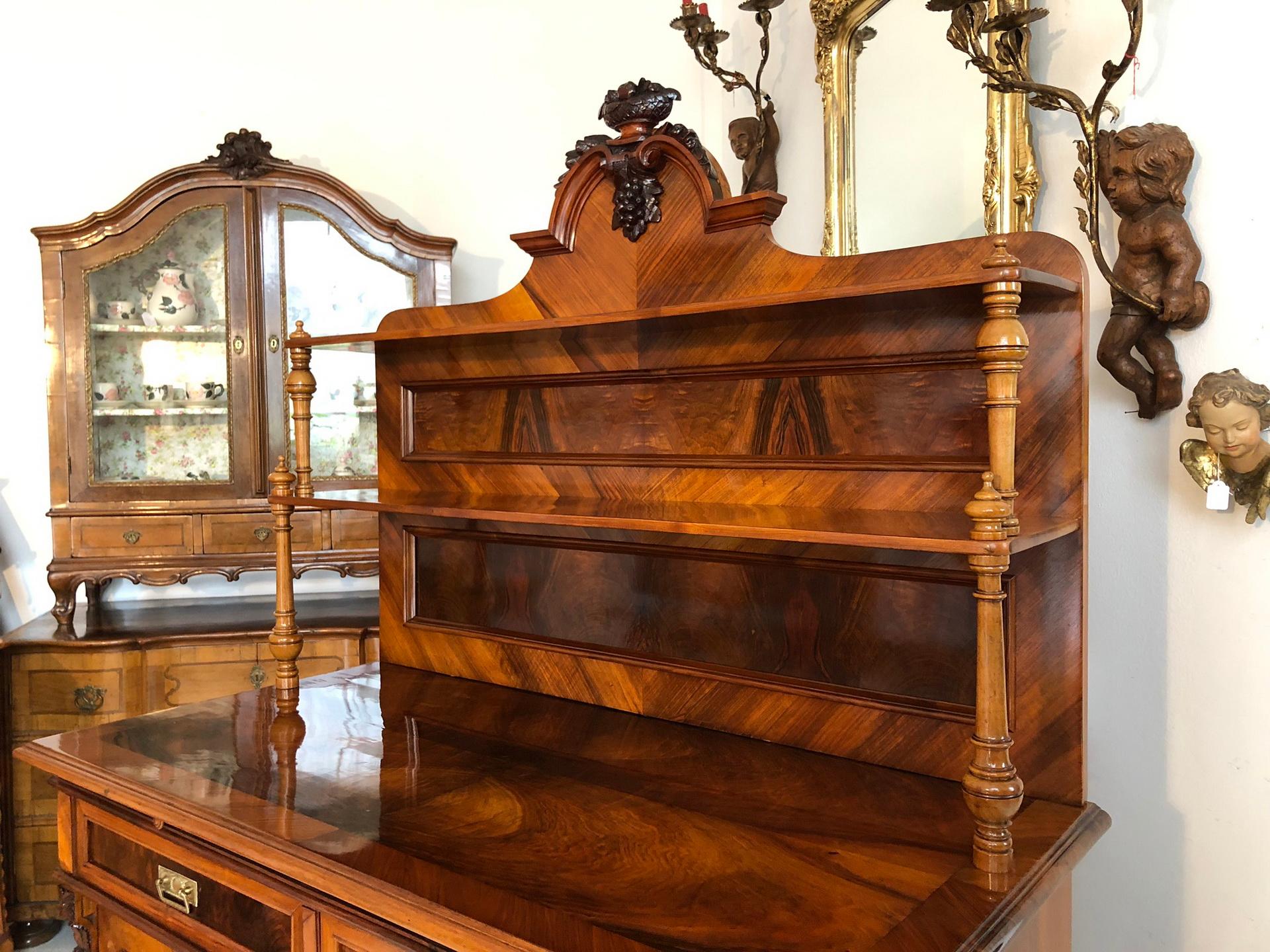 1870s Historicism Buffet with a Walnut Veneer For Sale 1